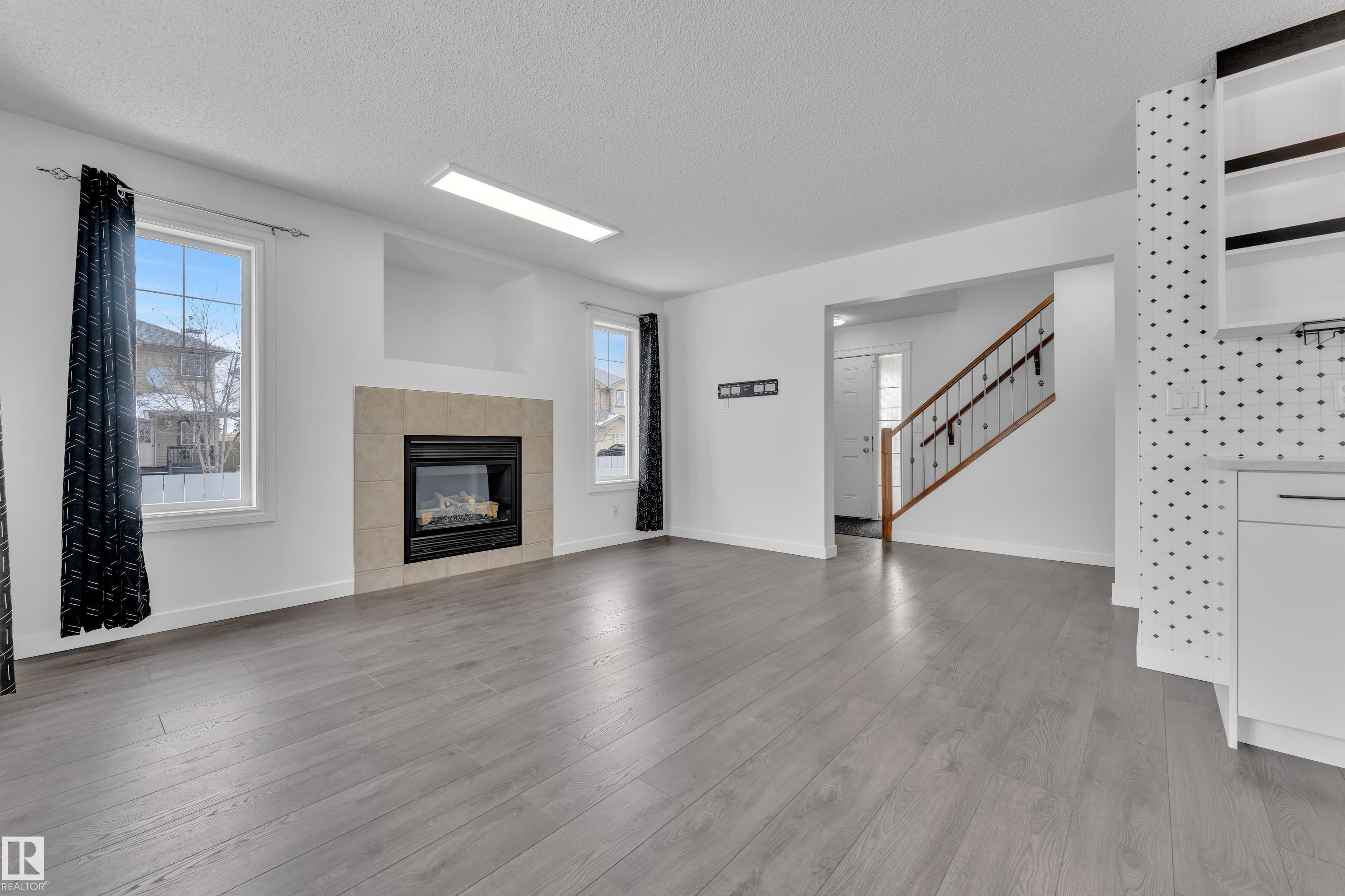Photo 10 at 208 79 Street SW, Ellerslie, Edmonton