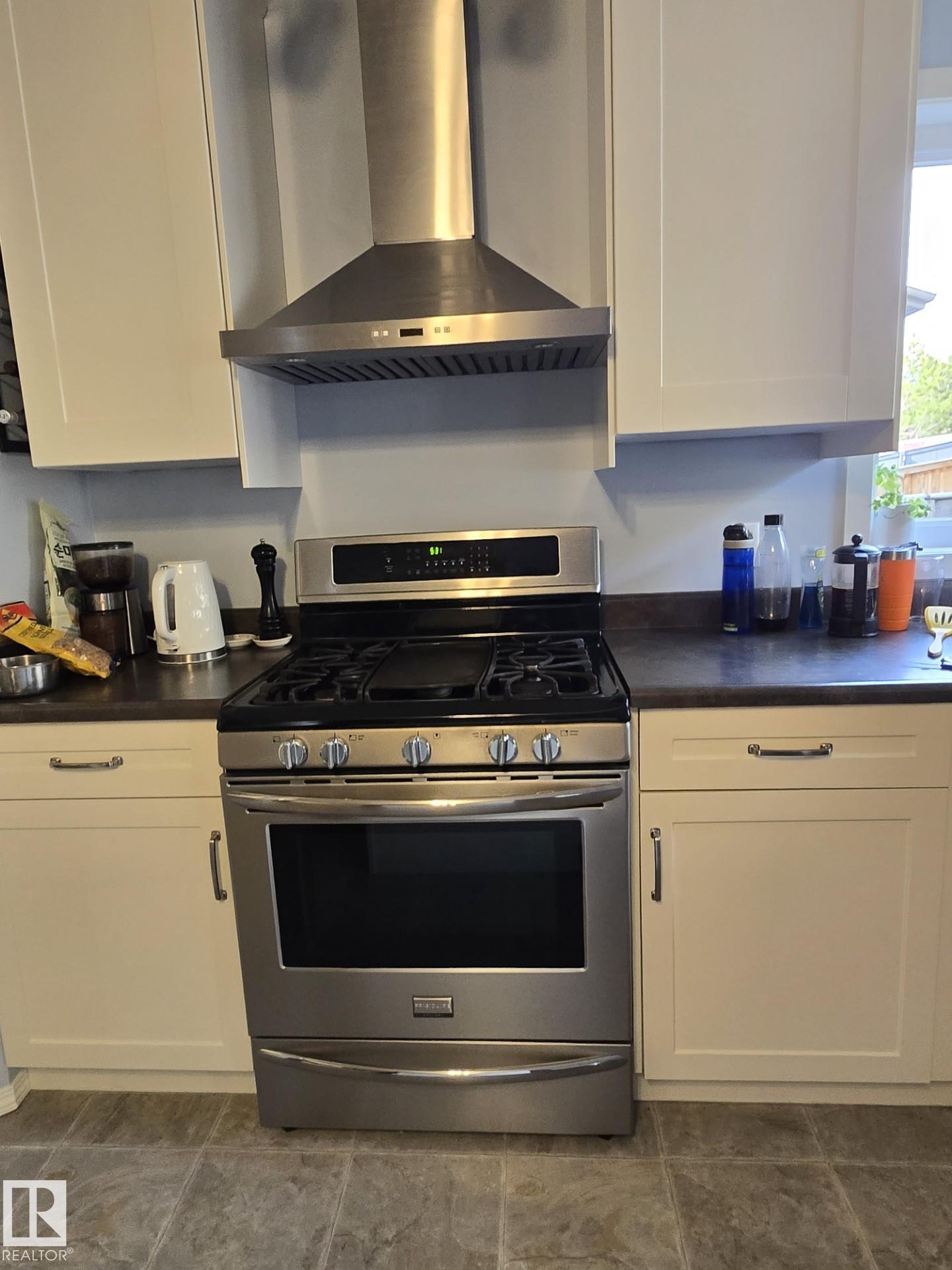 Photo 21 at 59 Rue Monette, Montalet, Beaumont