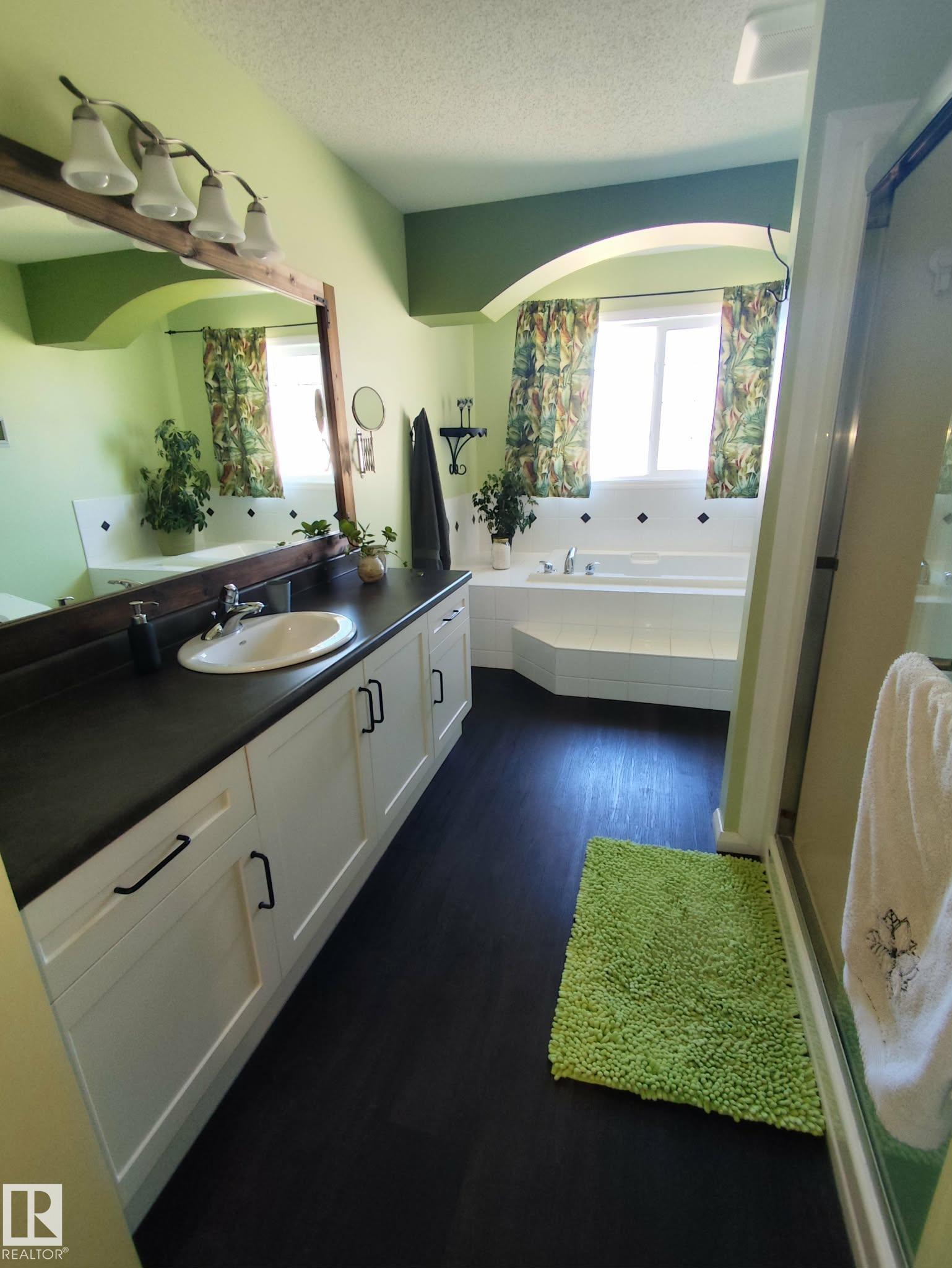 Photo 31 at 59 Rue Monette, Montalet, Beaumont