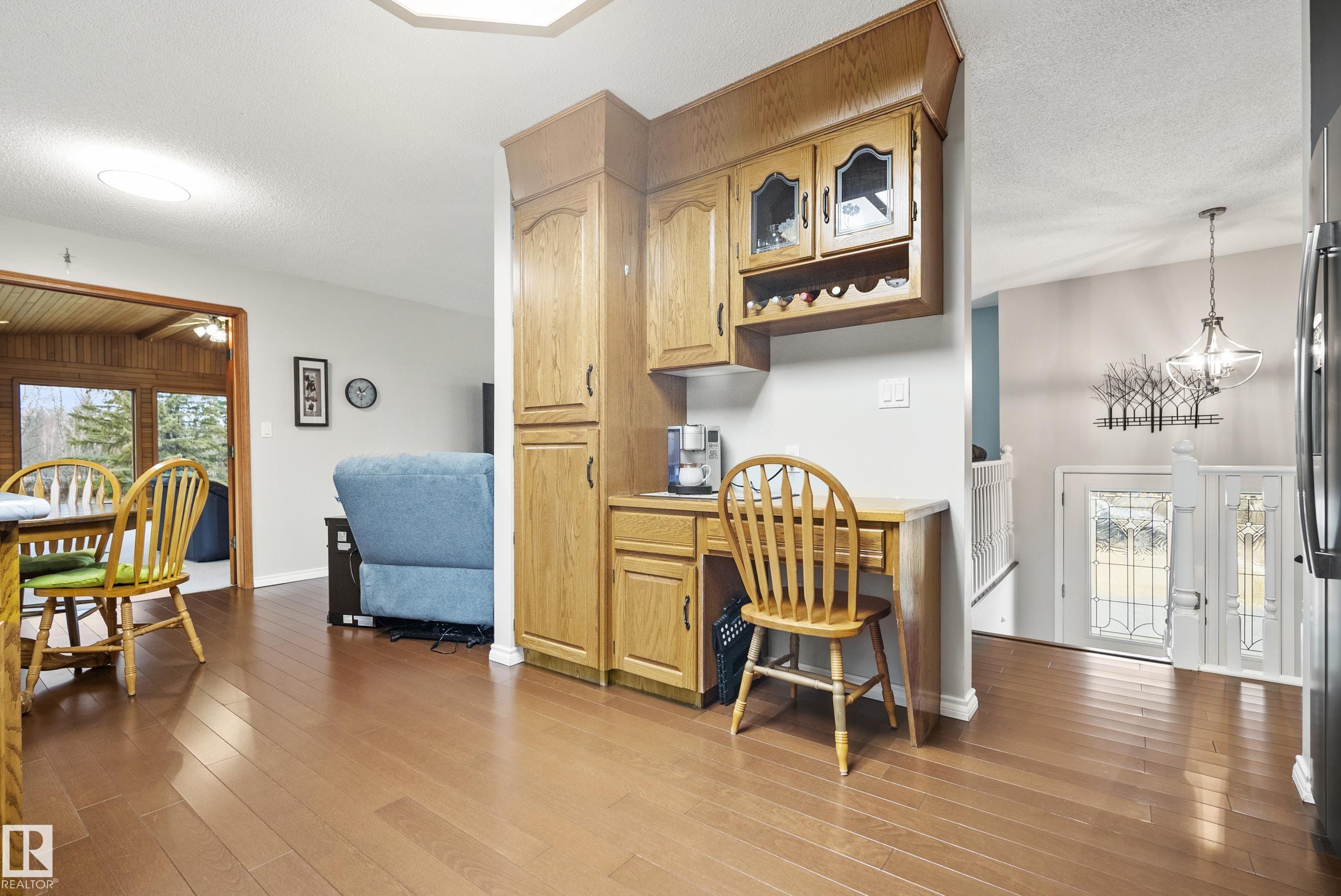 Photo 11 at 52308 Rge Road 225, Hillsdale, Rural Strathcona County