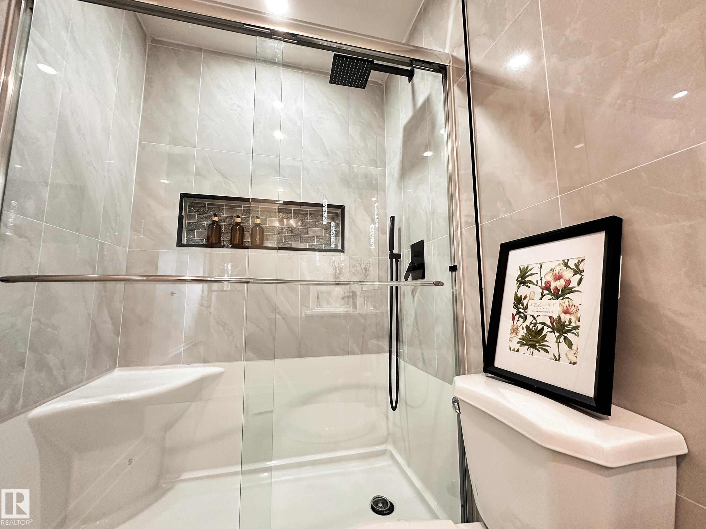 Photo 27 at 839 Erin Place NW, Thorncliffe, Edmonton