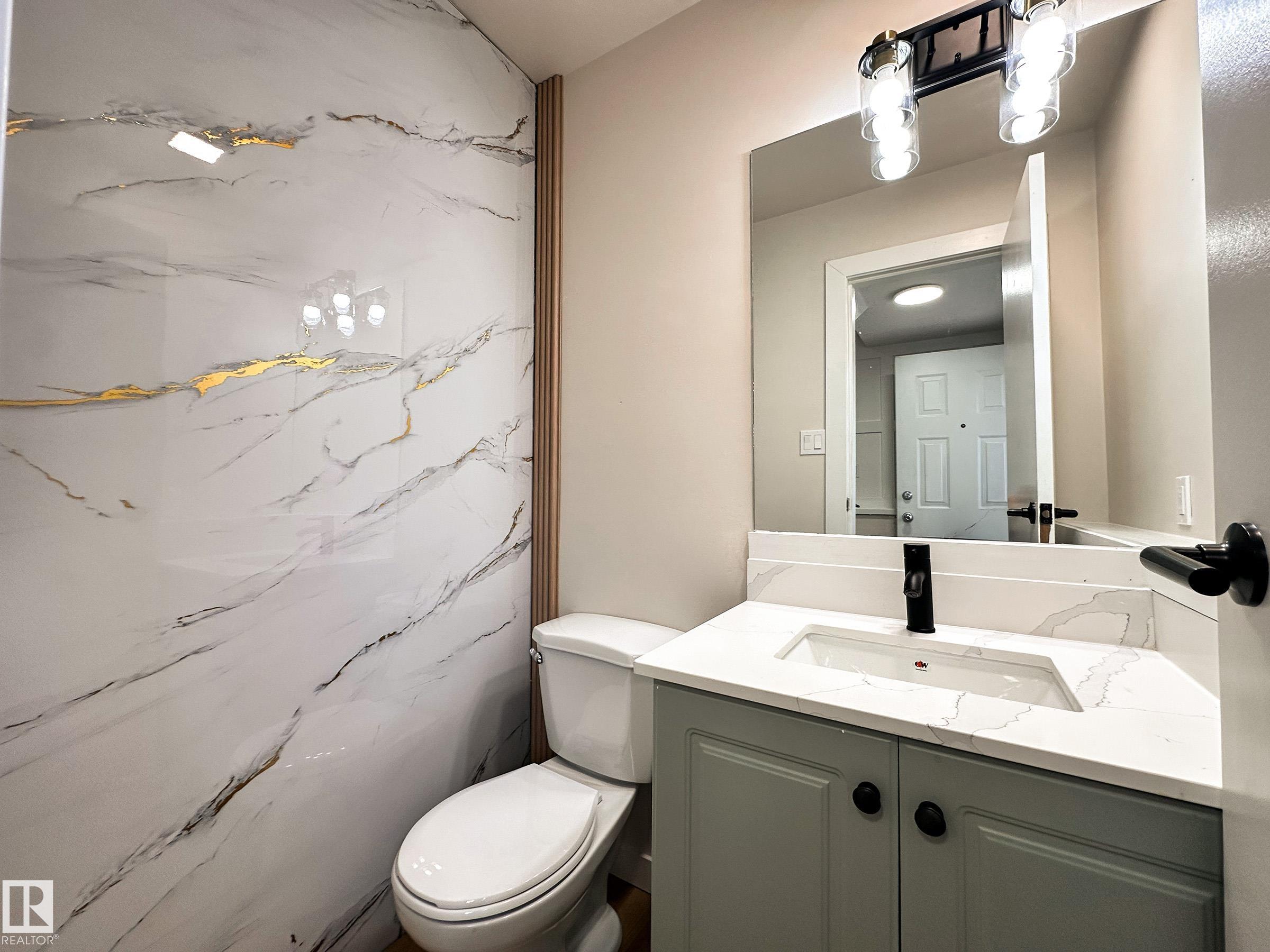 Photo 32 at 839 Erin Place NW, Thorncliffe, Edmonton