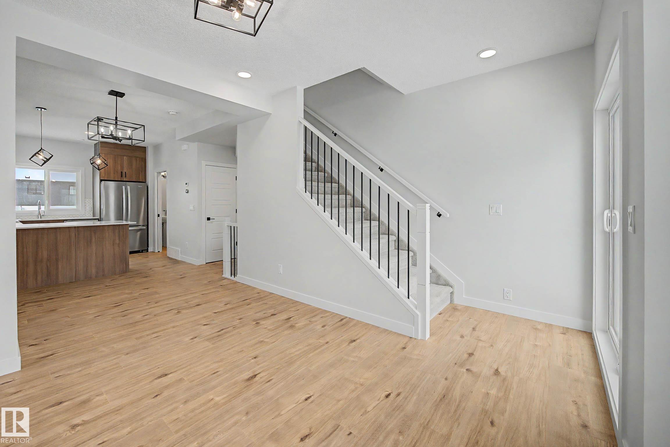 Photo 10 at 24 - 6214 Cartmell crest SW, Chappelle Area, Edmonton