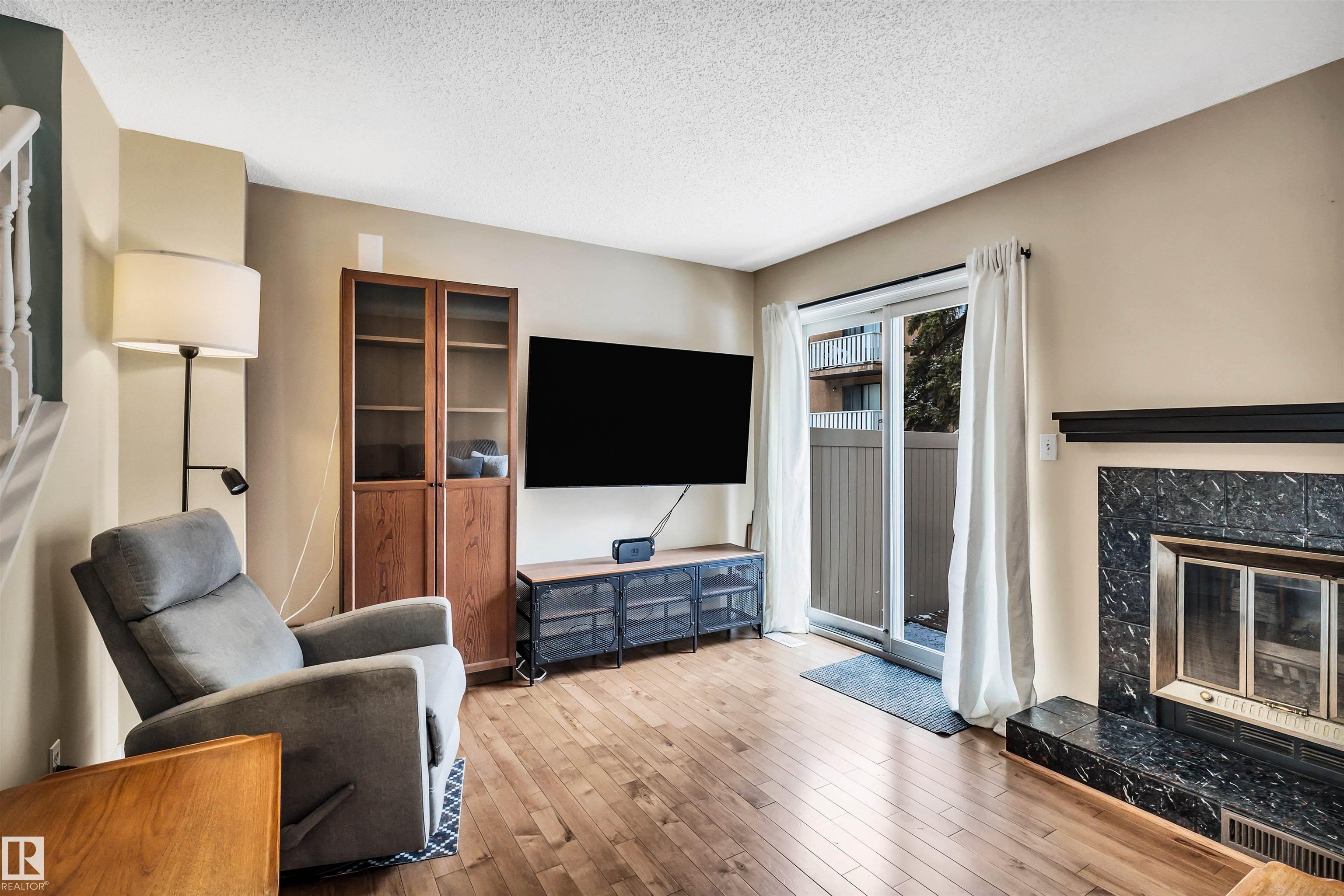 Photo 13 at 40 - 10205 158 Avenue NW, Beaumaris, Edmonton