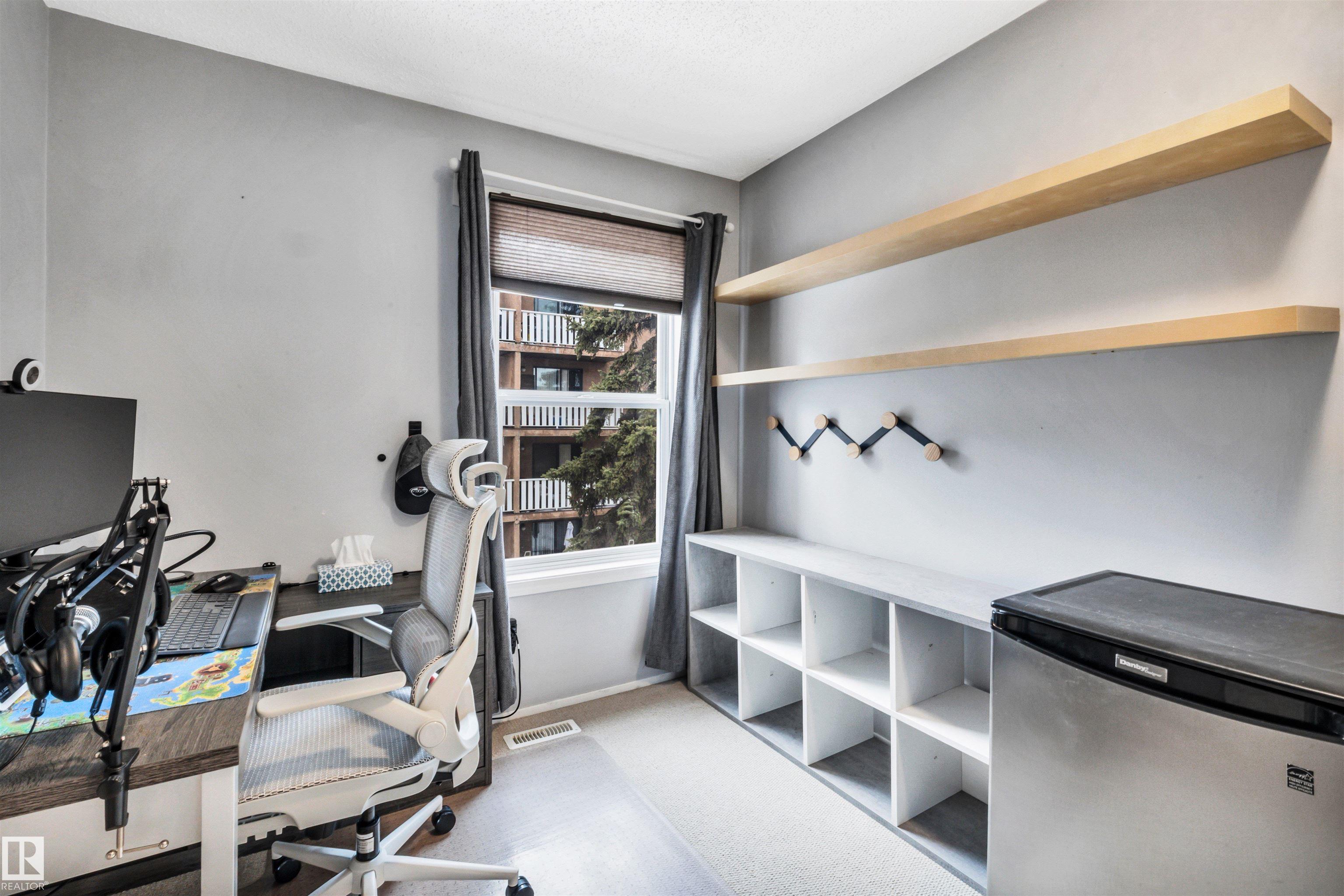 Photo 23 at 40 - 10205 158 Avenue NW, Beaumaris, Edmonton