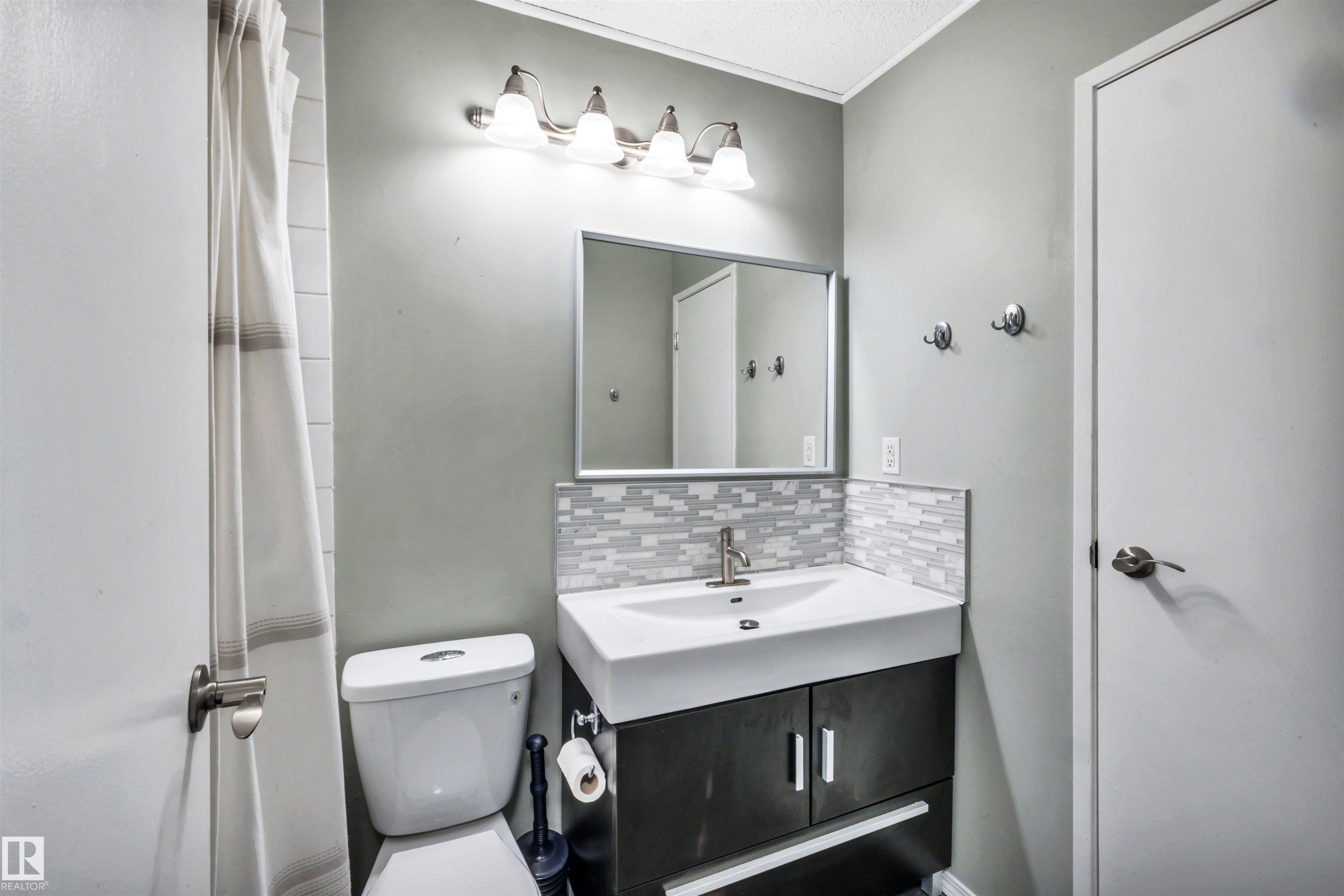 Photo 25 at 40 - 10205 158 Avenue NW, Beaumaris, Edmonton