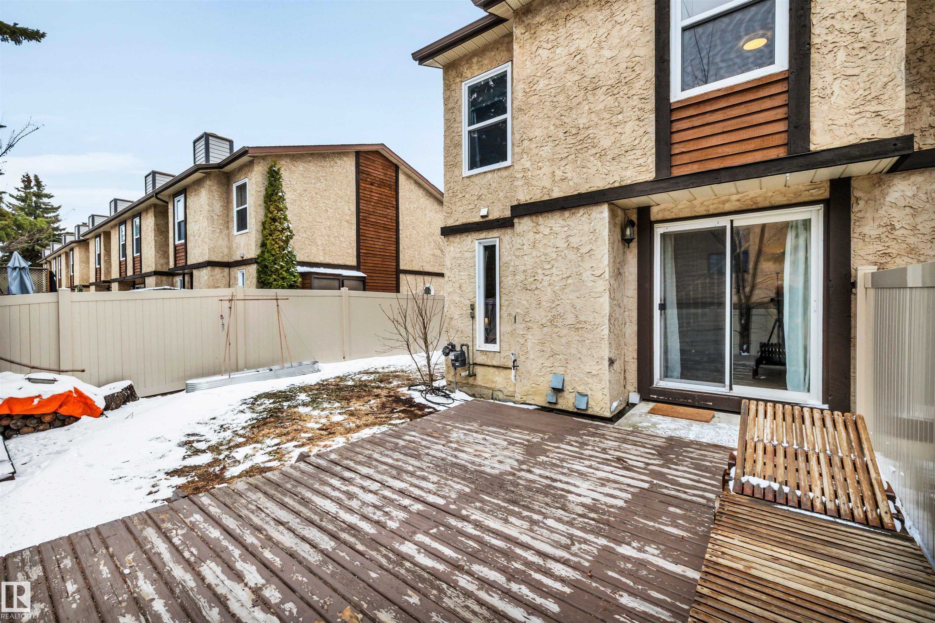 Photo 32 at 40 - 10205 158 Avenue NW, Beaumaris, Edmonton
