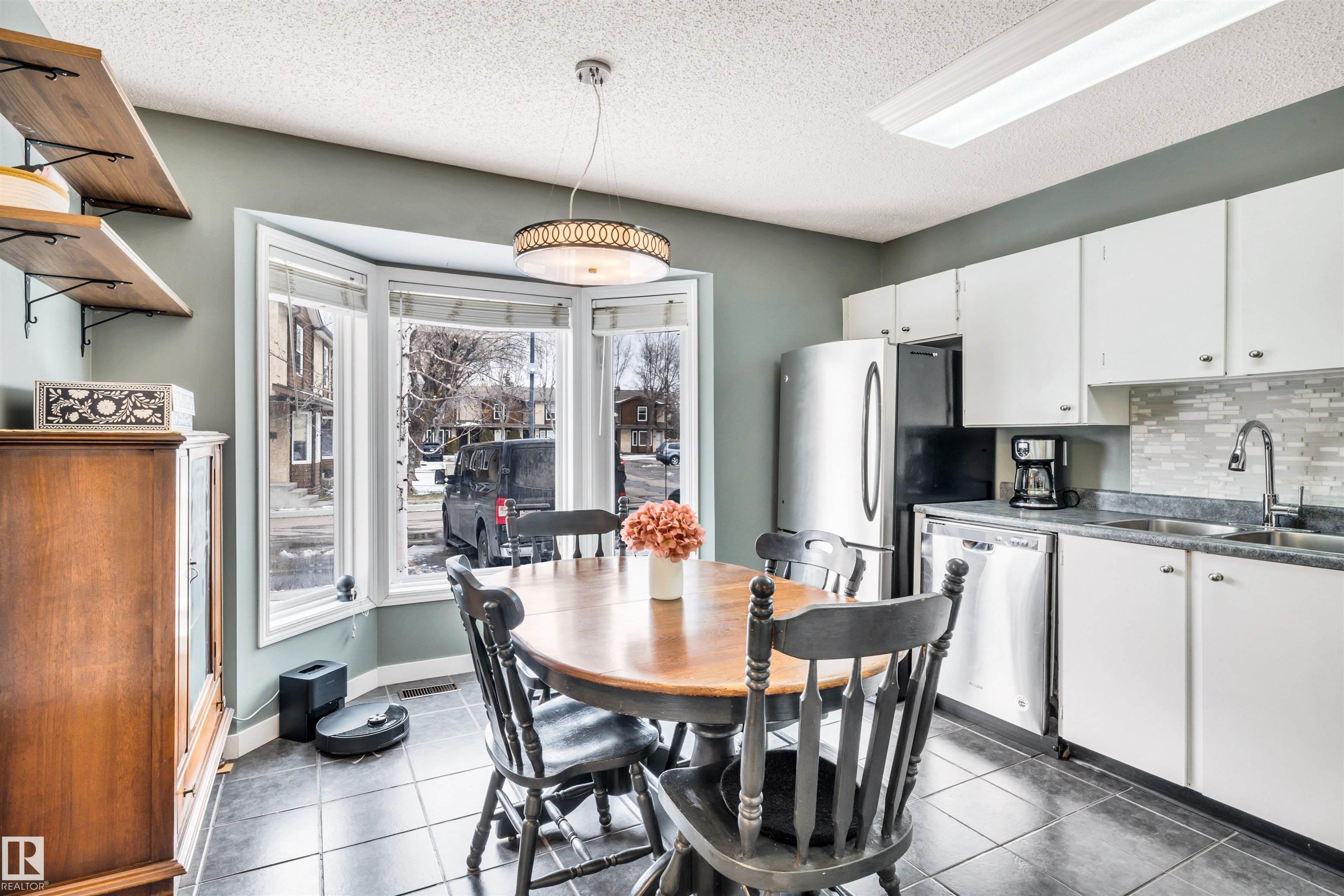 40 - 10205 158 Avenue NW, Beaumaris, Edmonton