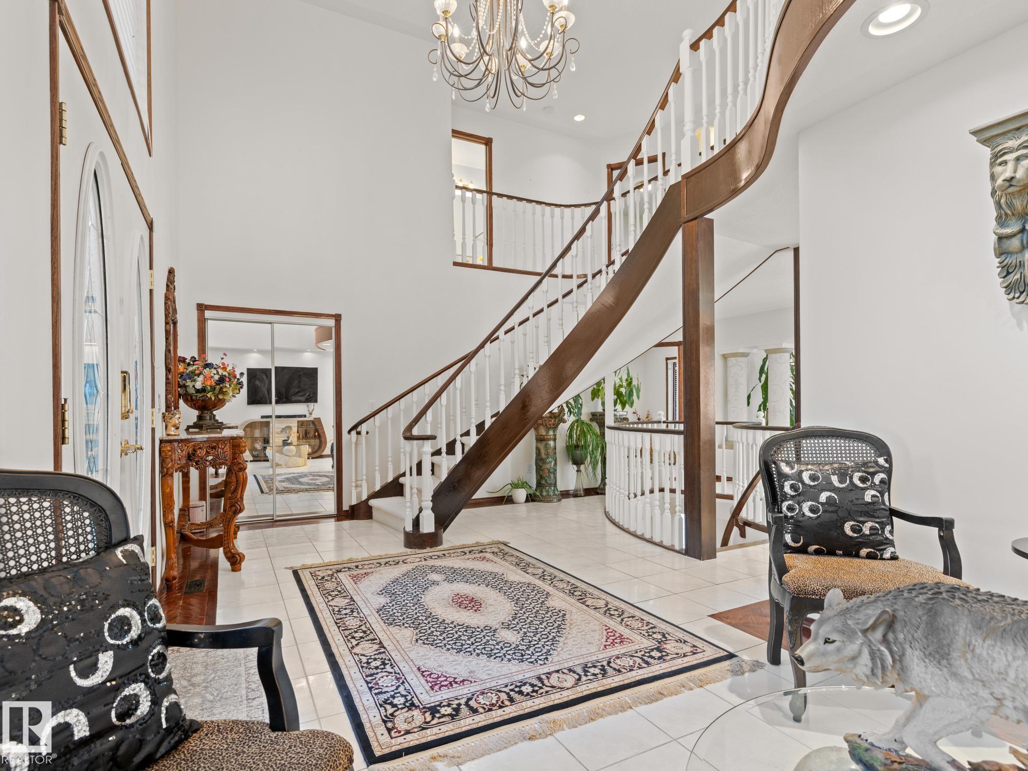 Photo 10 at 29 Oakdale Place, Oakmont, St. Albert