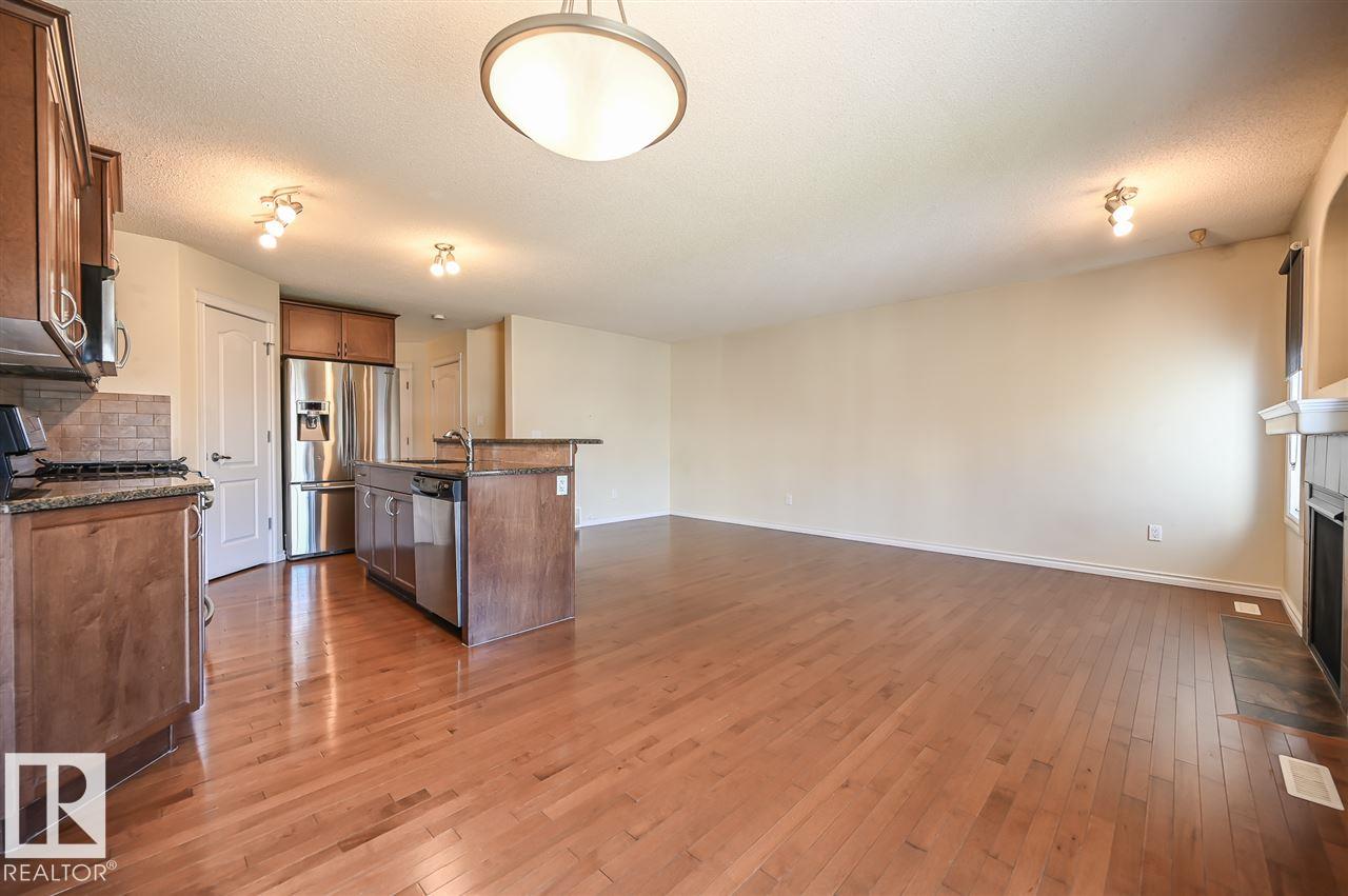 Photo 11 at 11425 14 Avenue SW, Rutherford, Edmonton