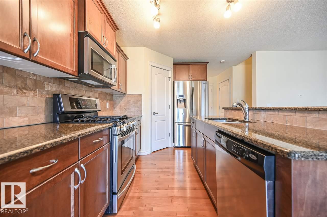 Photo 8 at 11425 14 Avenue SW, Rutherford, Edmonton