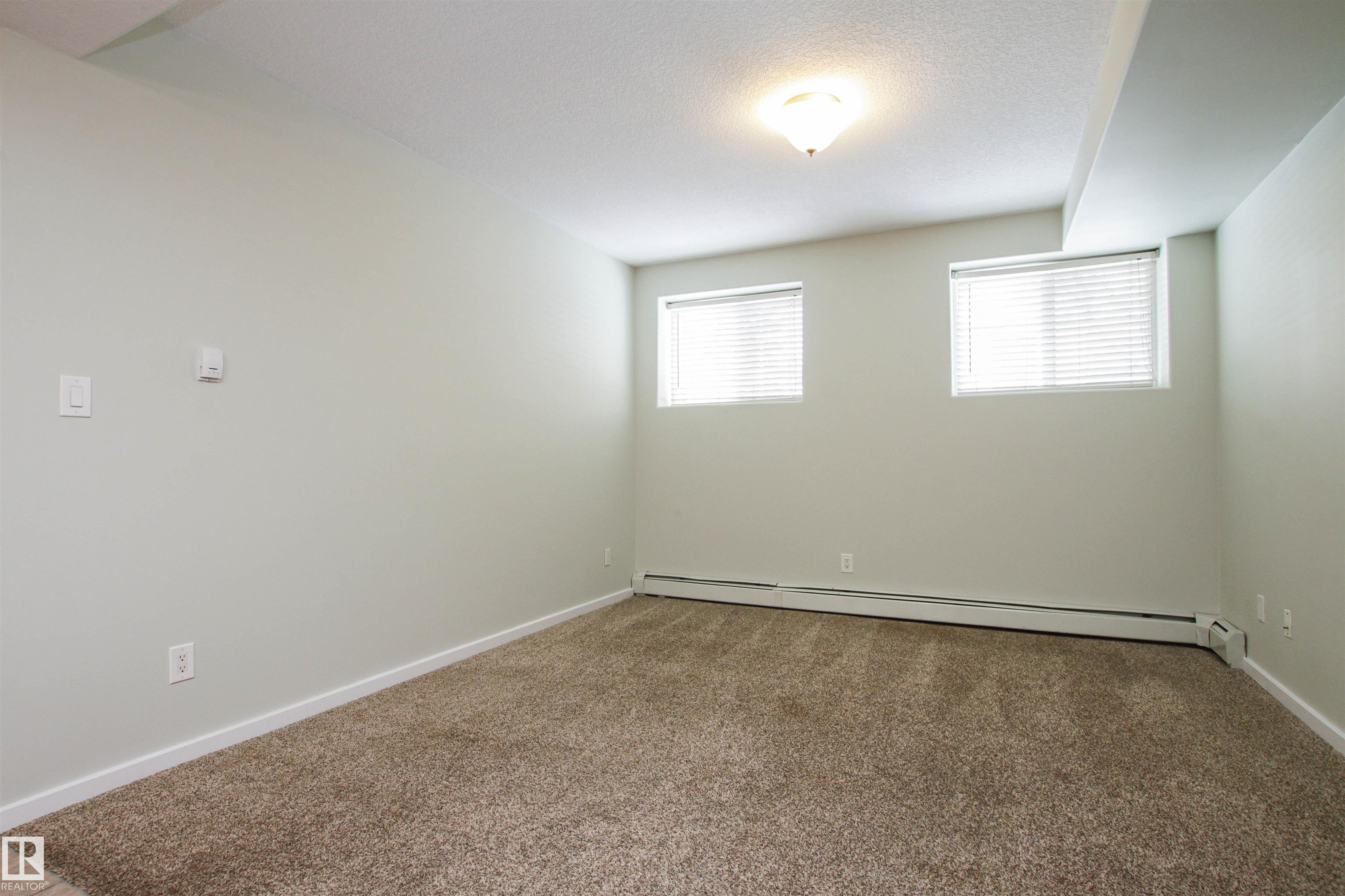 Photo 13 at 3 - 11827 105 Street NW, Westwood, Edmonton