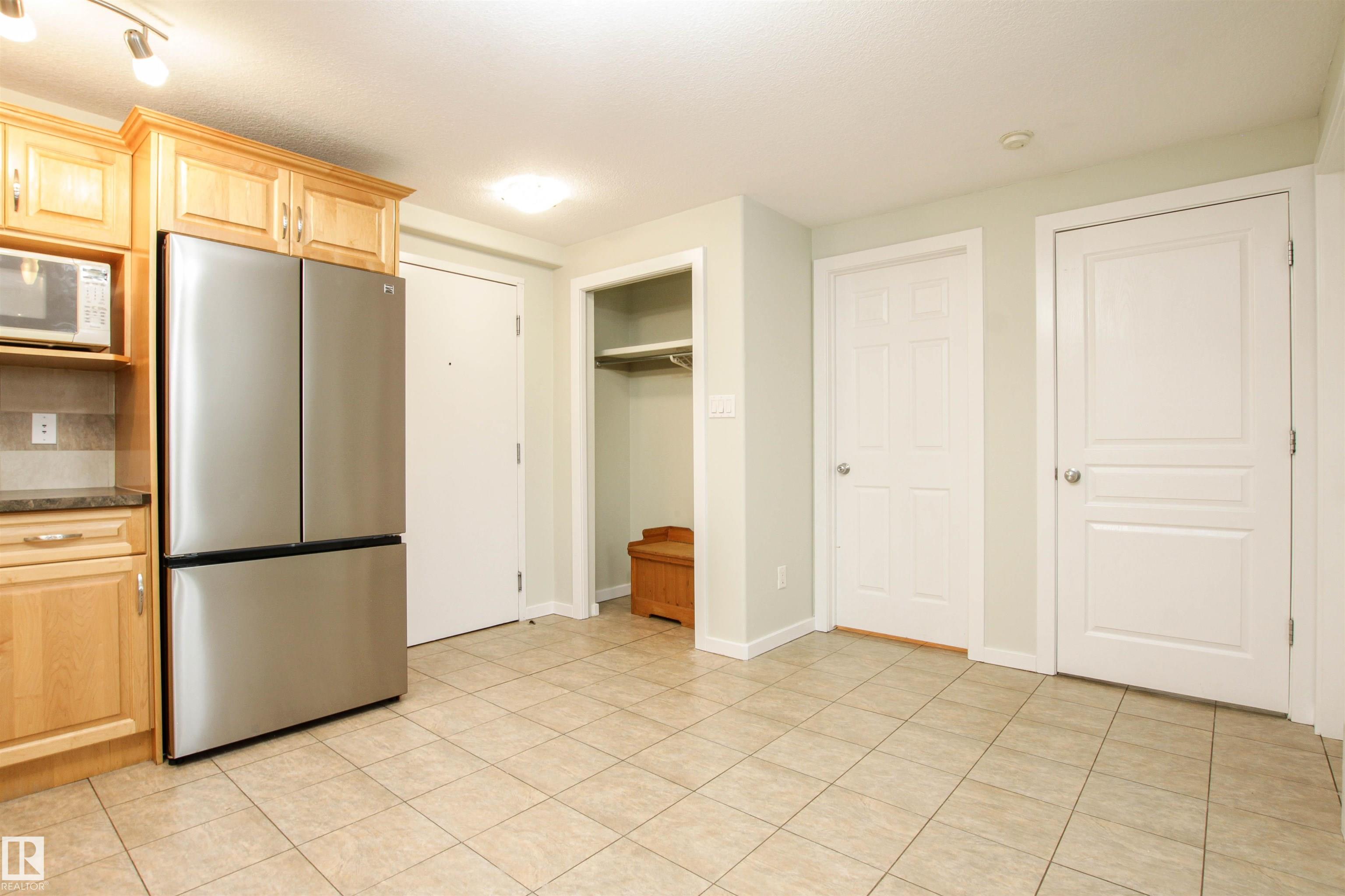 3 - 11827 105 Street NW, Westwood, Edmonton