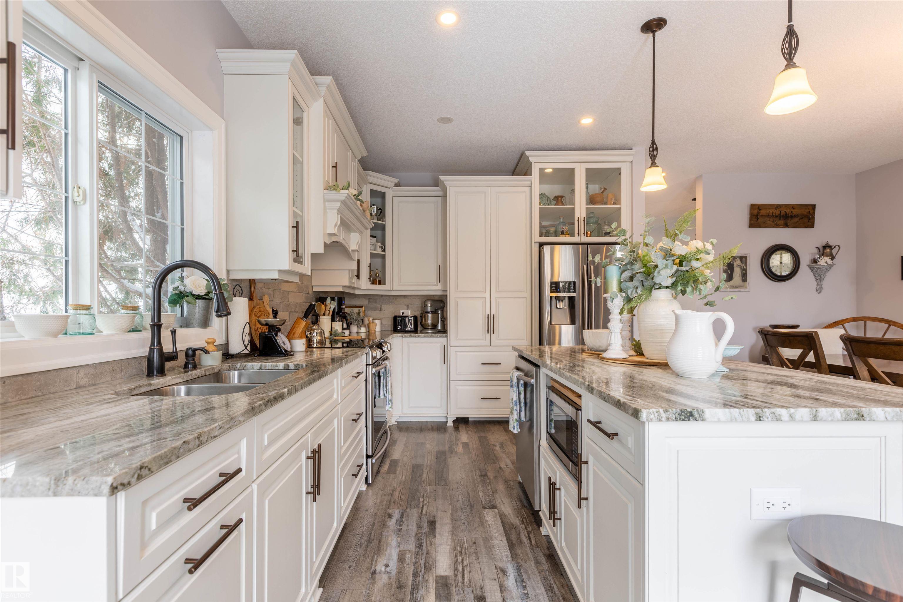 Photo 14 at 9210 97a Avenue, Morinville