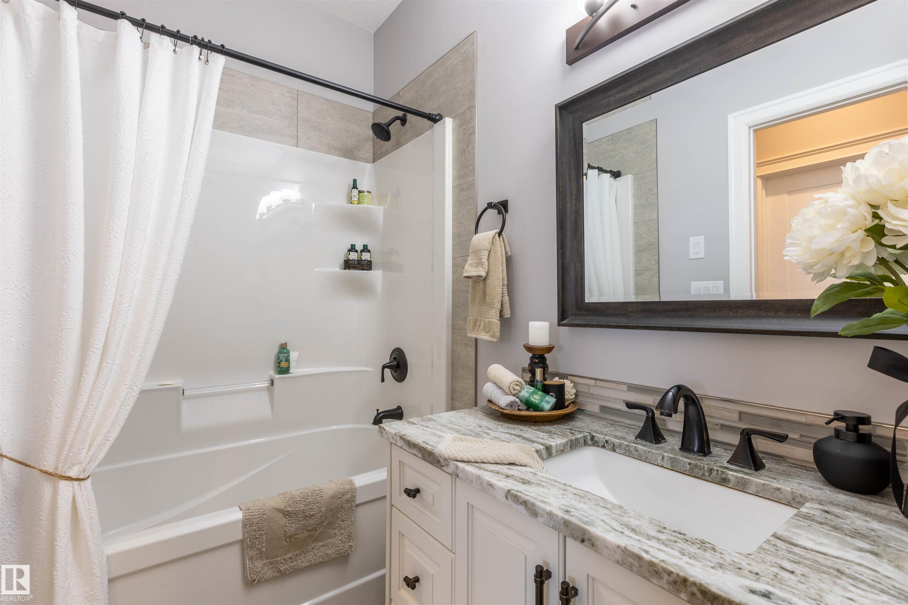 Photo 36 at 9210 97a Avenue, Morinville