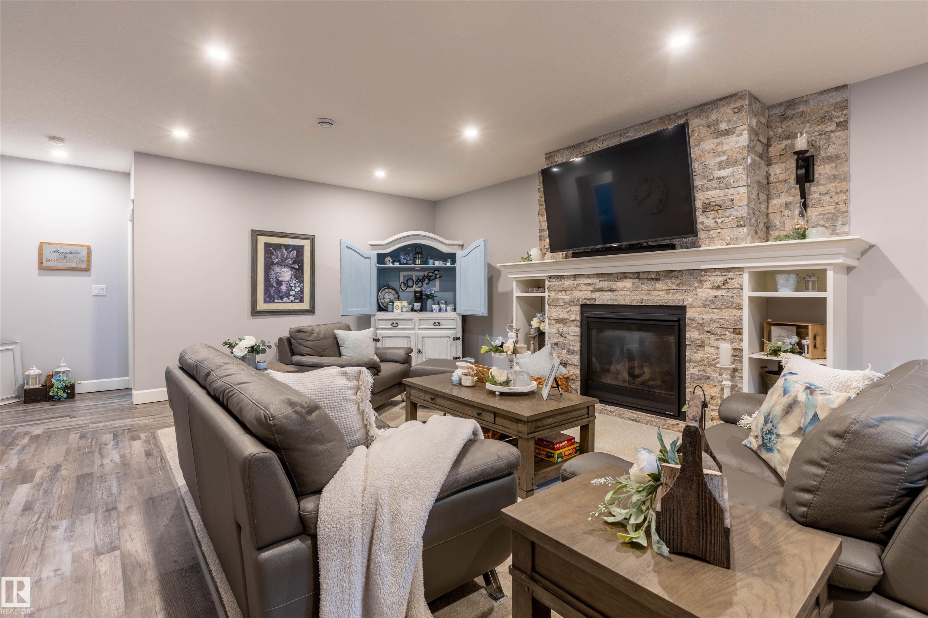 Photo 41 at 9210 97a Avenue, Morinville