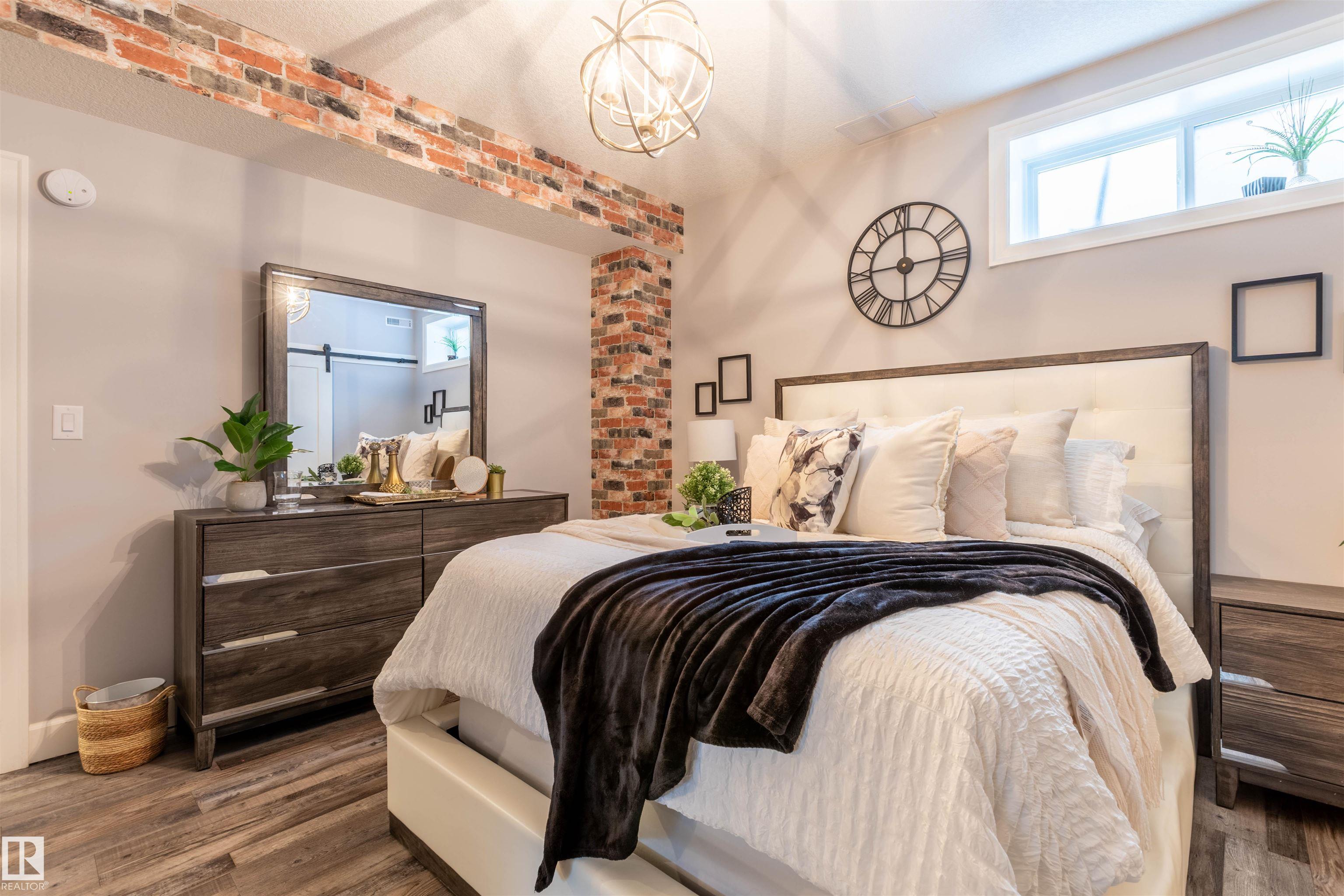 Photo 43 at 9210 97a Avenue, Morinville