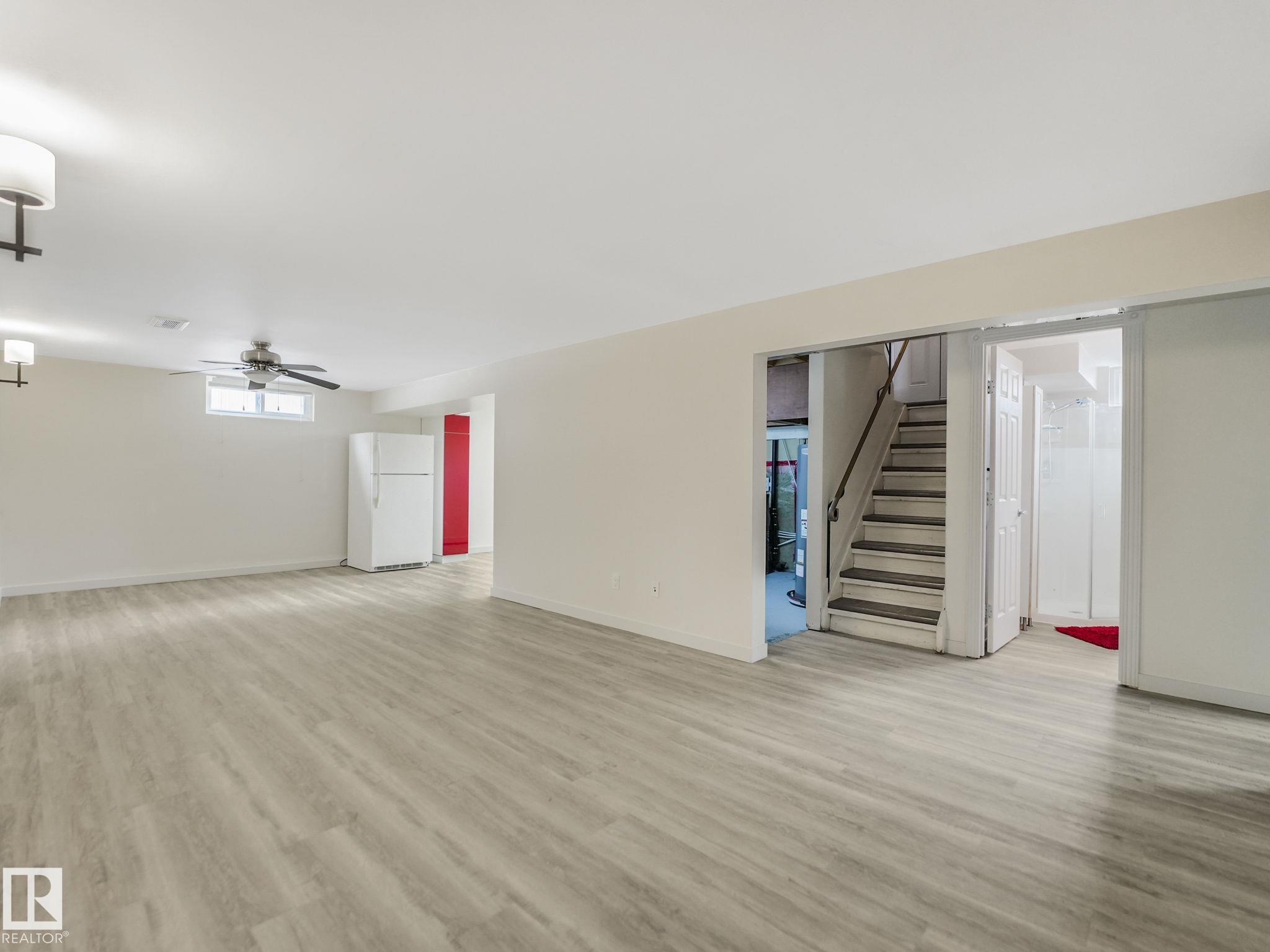 Photo 27 at 7607 70 Avenue NW, Avonmore, Edmonton