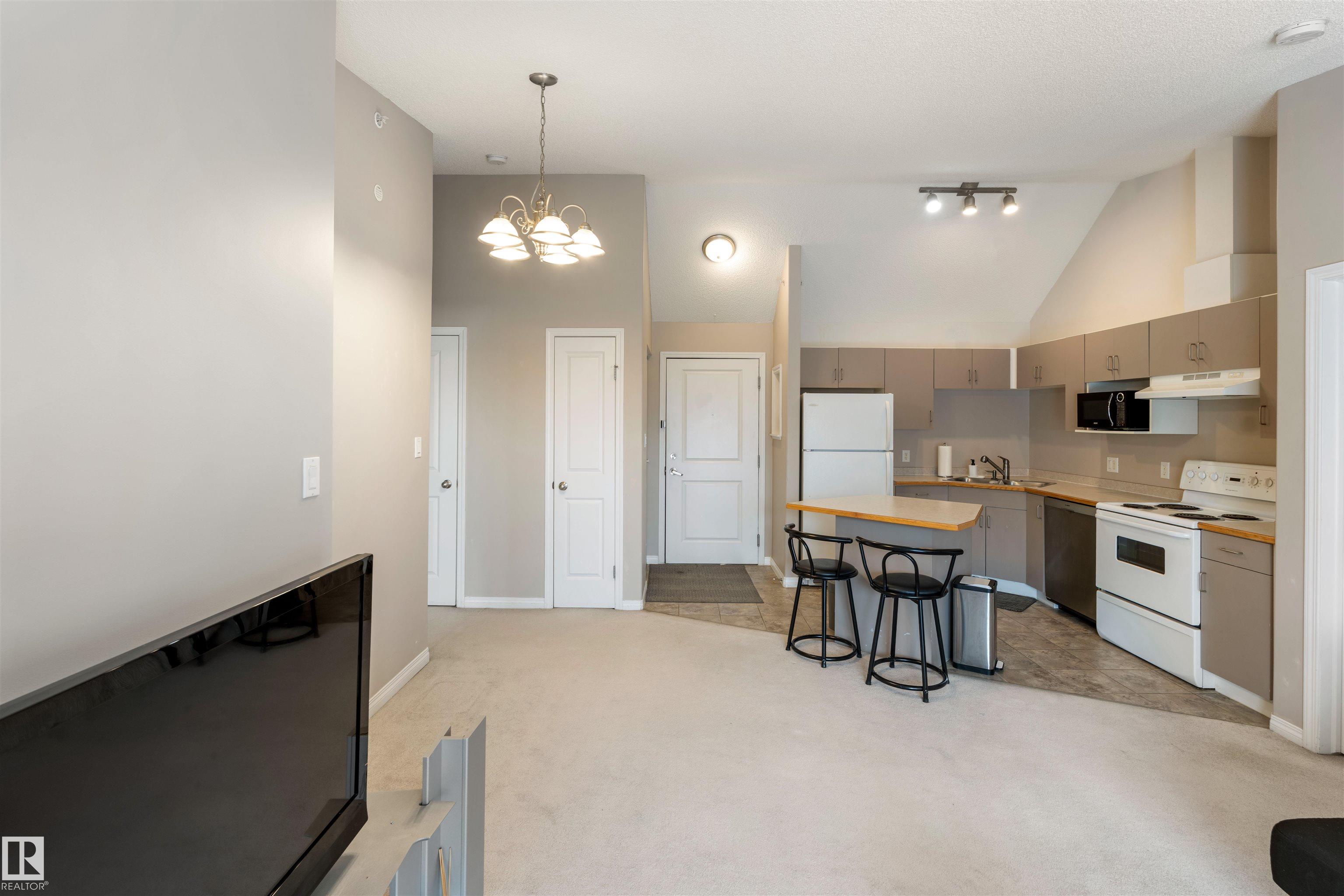 513 - 11325 83 Street NW, Parkdale, Edmonton