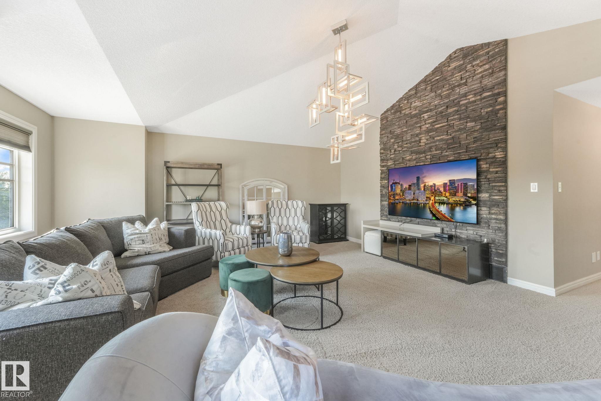 Photo 27 at 1232 Chahley Landing NW, Cameron Heights, Edmonton