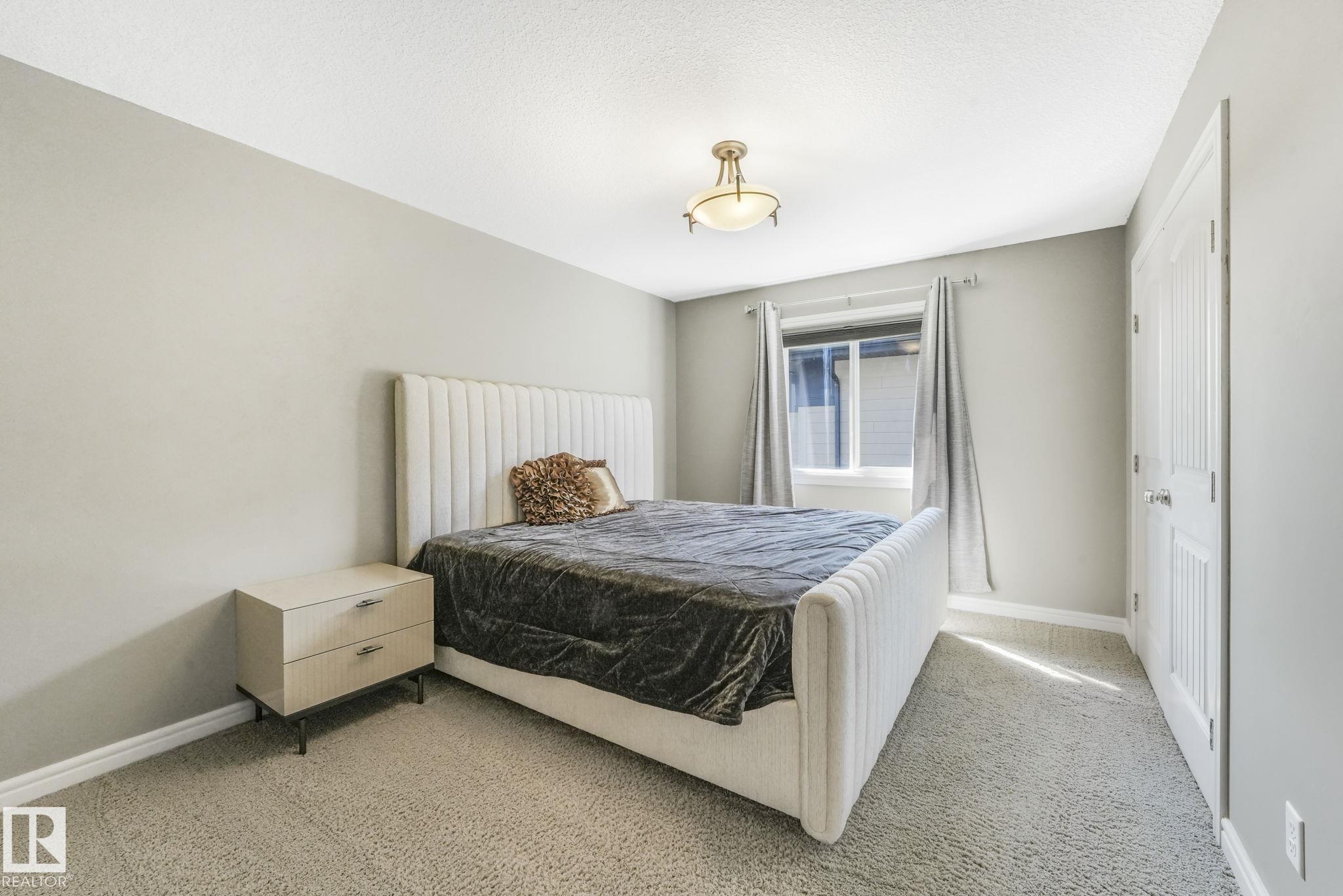 Photo 37 at 1232 Chahley Landing NW, Cameron Heights, Edmonton