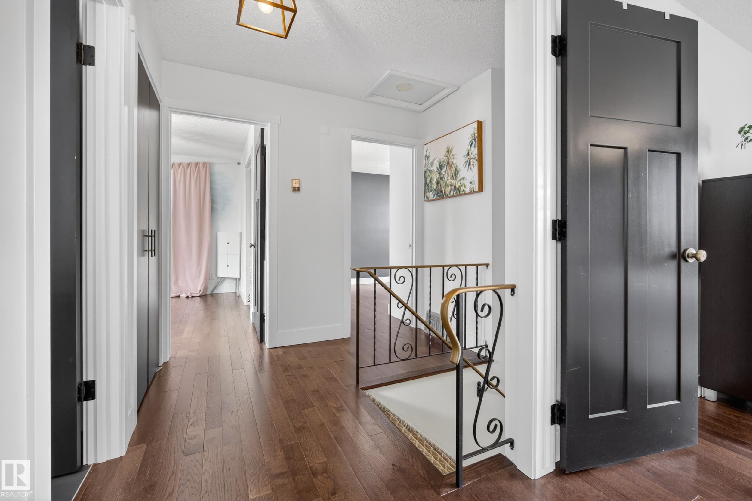 Photo 21 at 26 Malvern Drive, Mills Haven, Sherwood Park