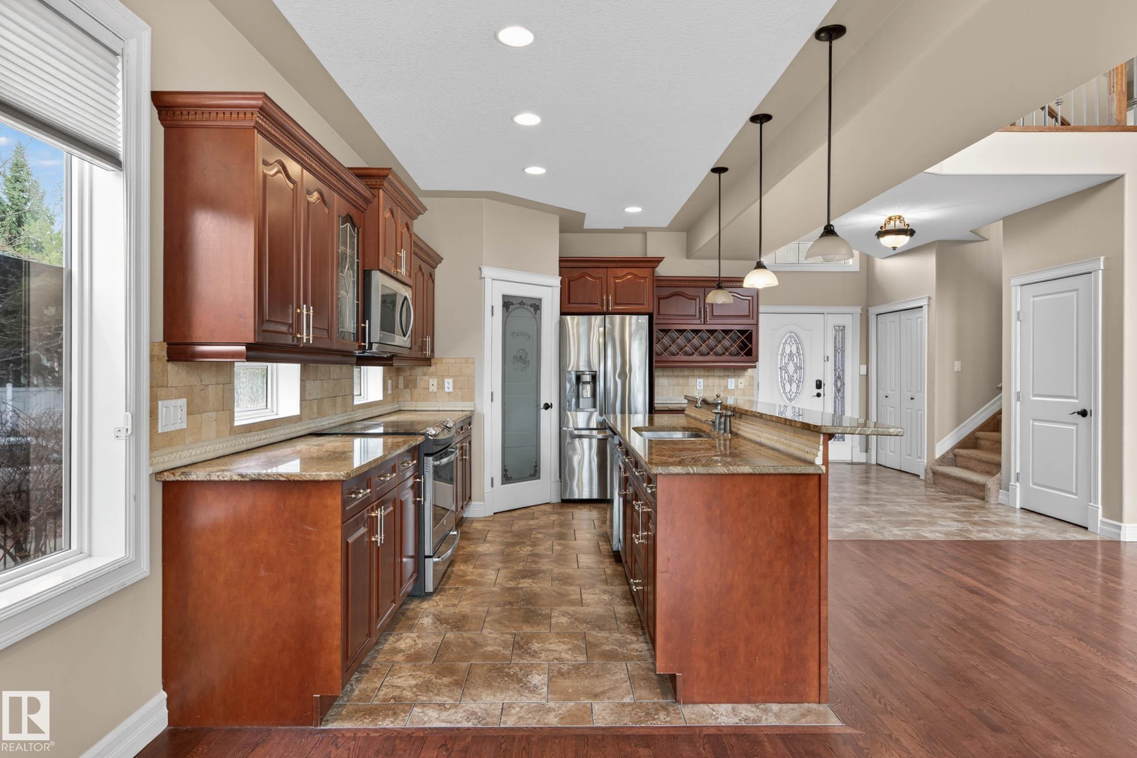 Photo 14 at 271 Kingswood Boulevard, Kingswood, St. Albert