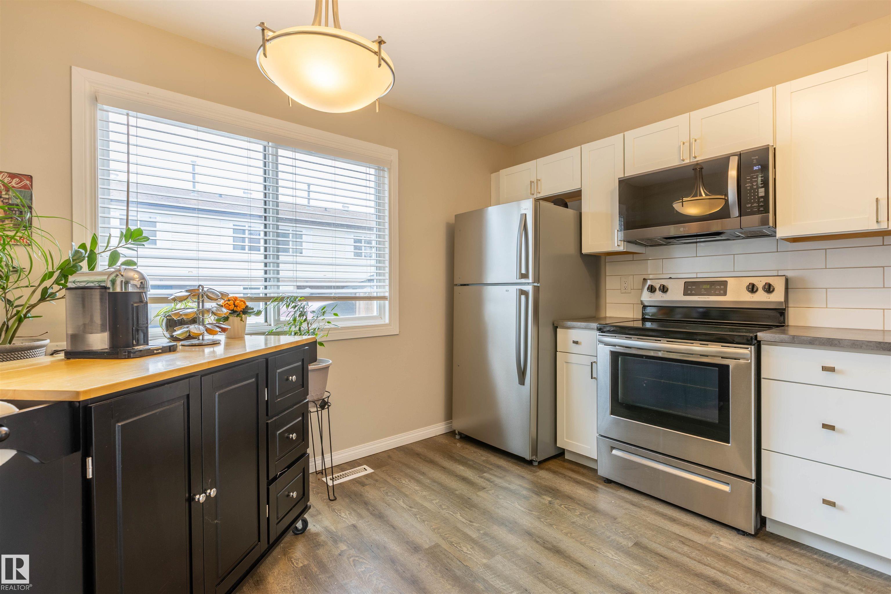 Photo 15 at 15 Walden Park, Woodlands, St. Albert