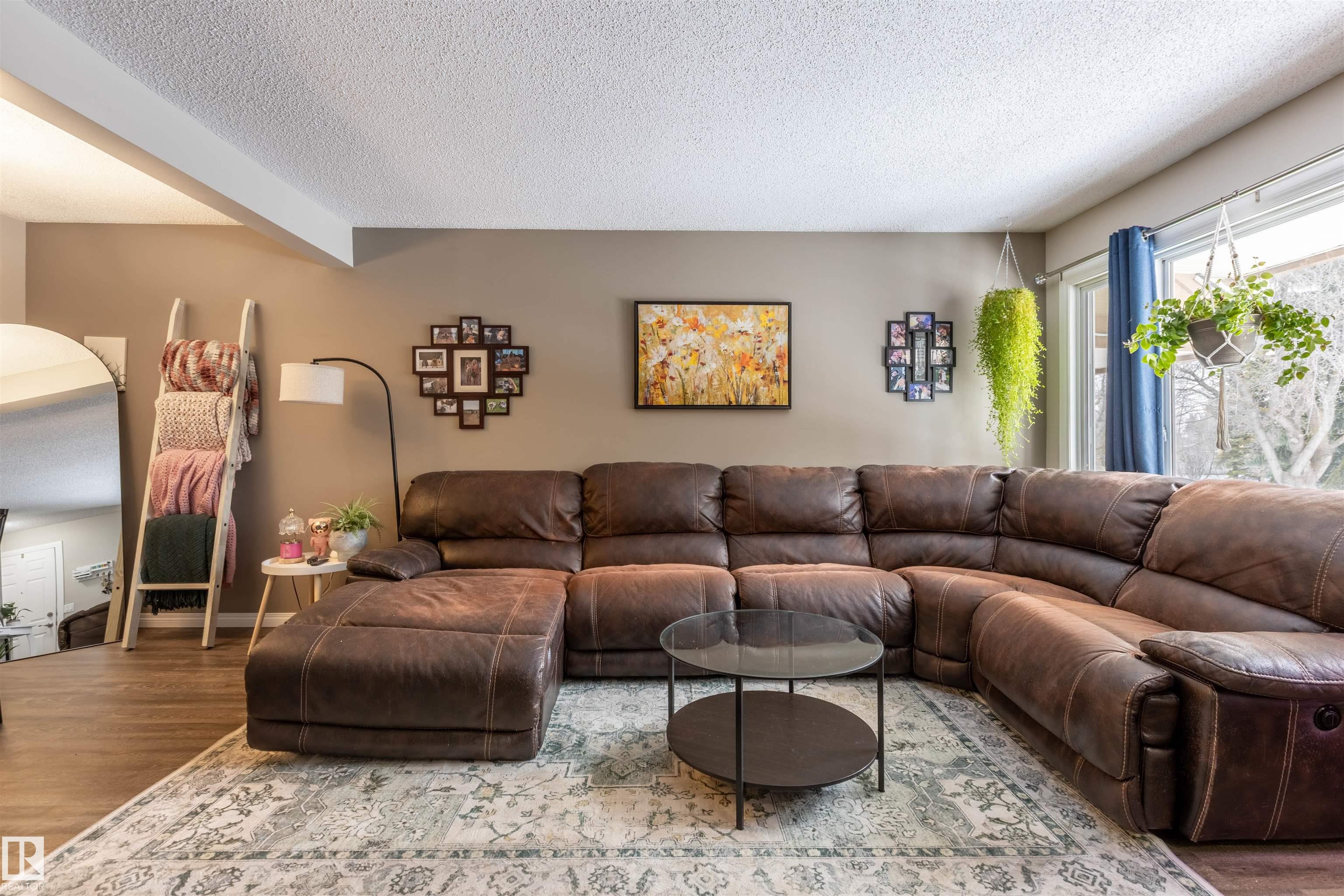 15 Walden Park, Woodlands, St. Albert