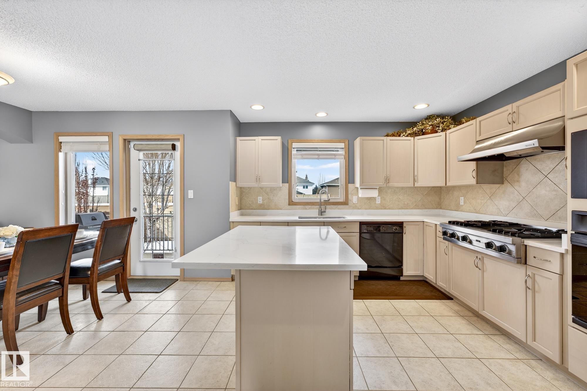 1354 118a Street NW, Twin Brooks, Edmonton