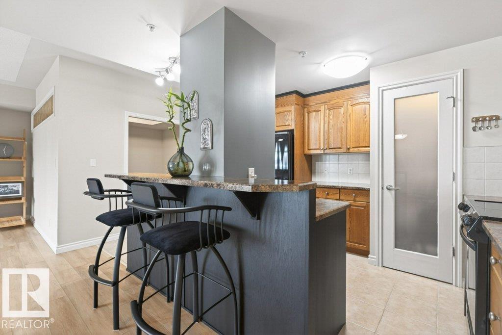 Photo 7 at 408 - 9020 Jasper Avenue NW, Boyle Street, Edmonton