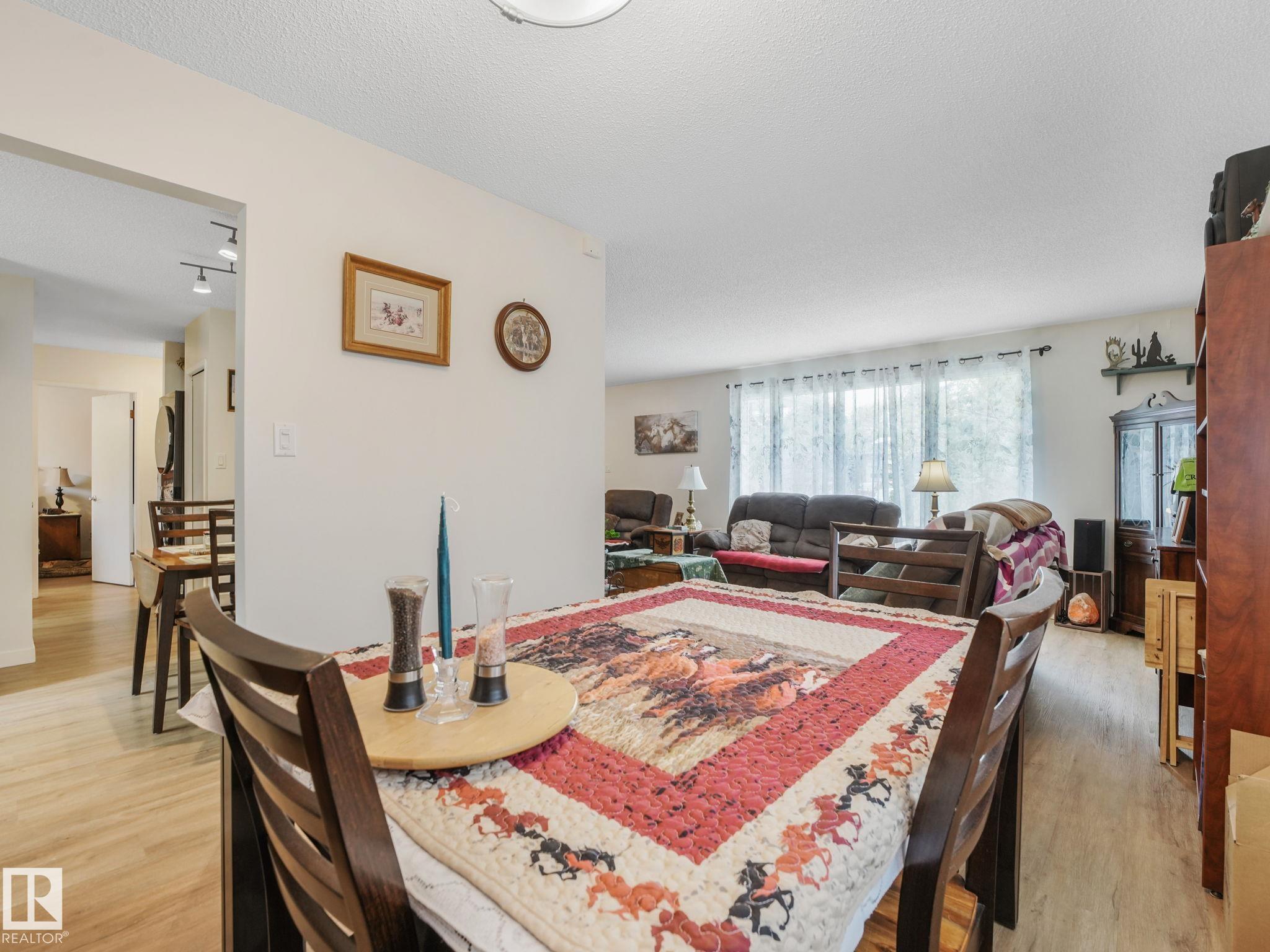 Photo 25 at 7120 39 Avenue NW, Michaels Park, Edmonton