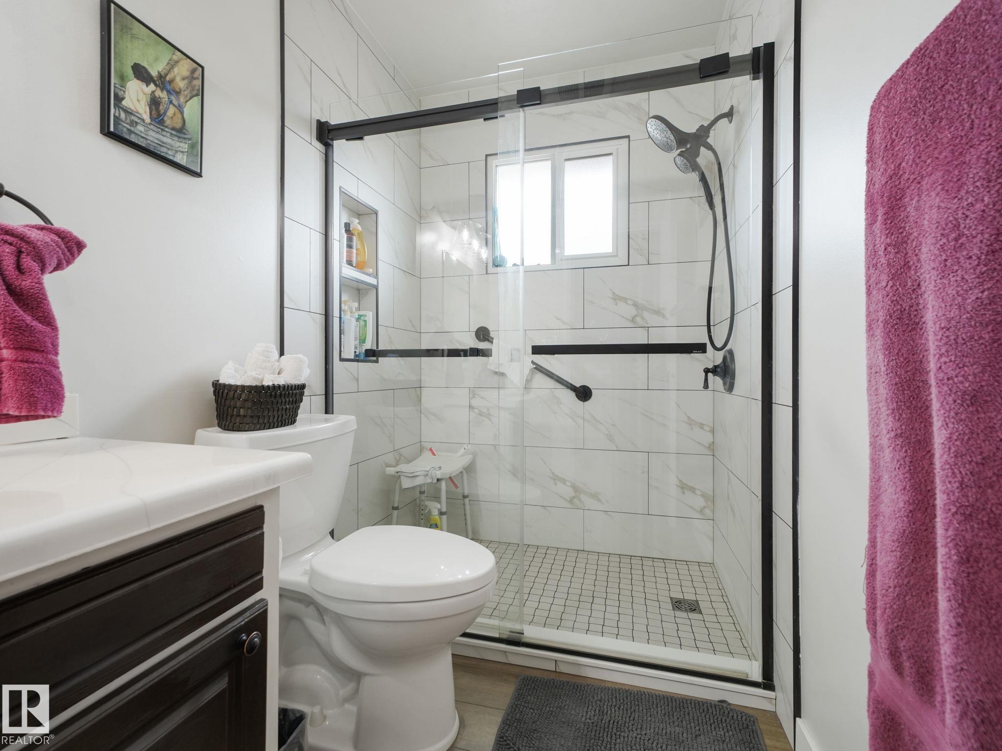 Photo 50 at 7120 39 Avenue NW, Michaels Park, Edmonton