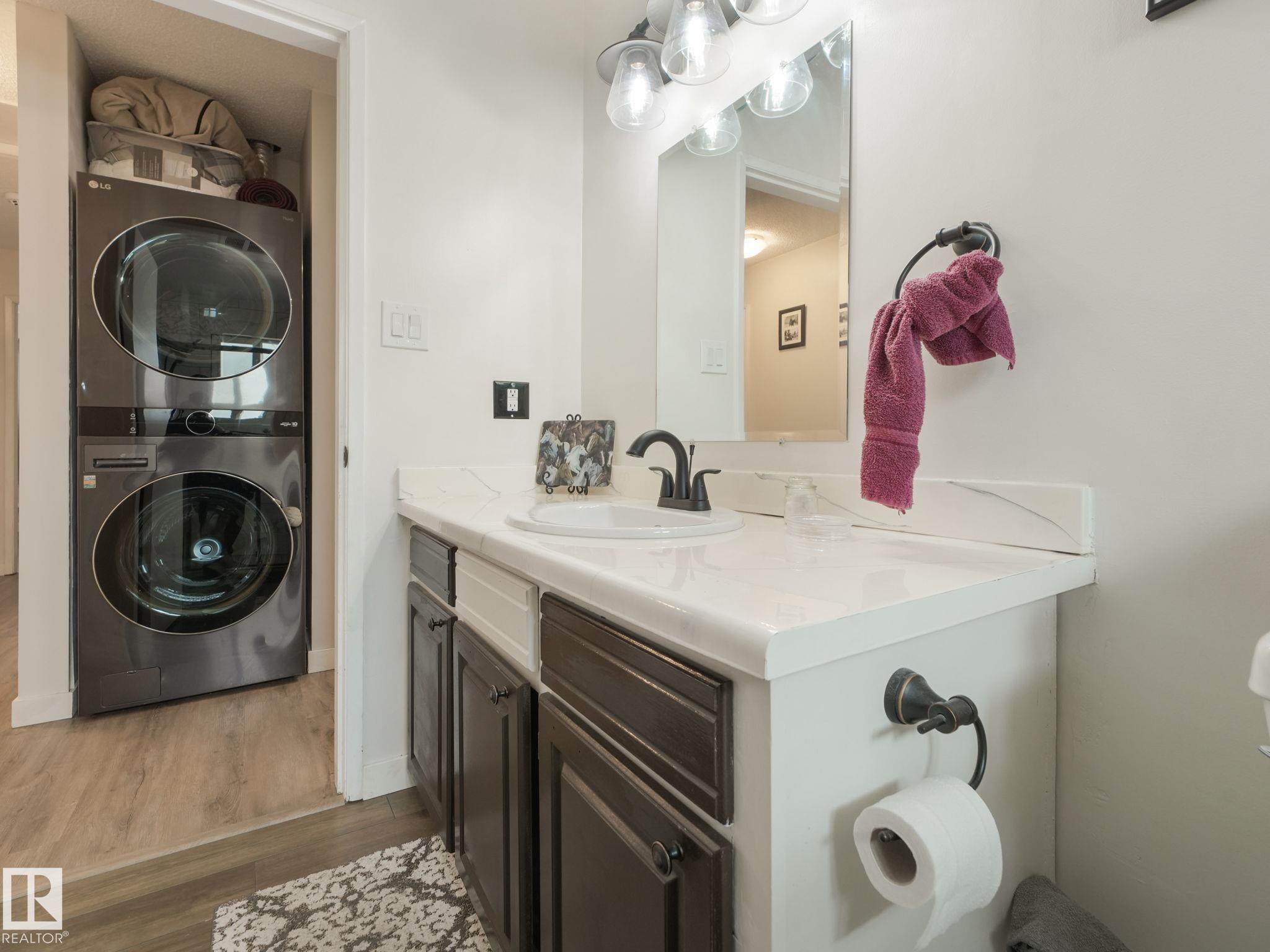 Photo 51 at 7120 39 Avenue NW, Michaels Park, Edmonton