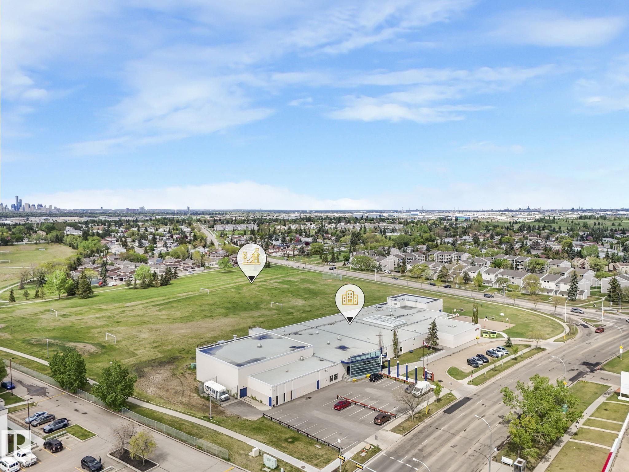 Photo 8 at 7120 39 Avenue NW, Michaels Park, Edmonton