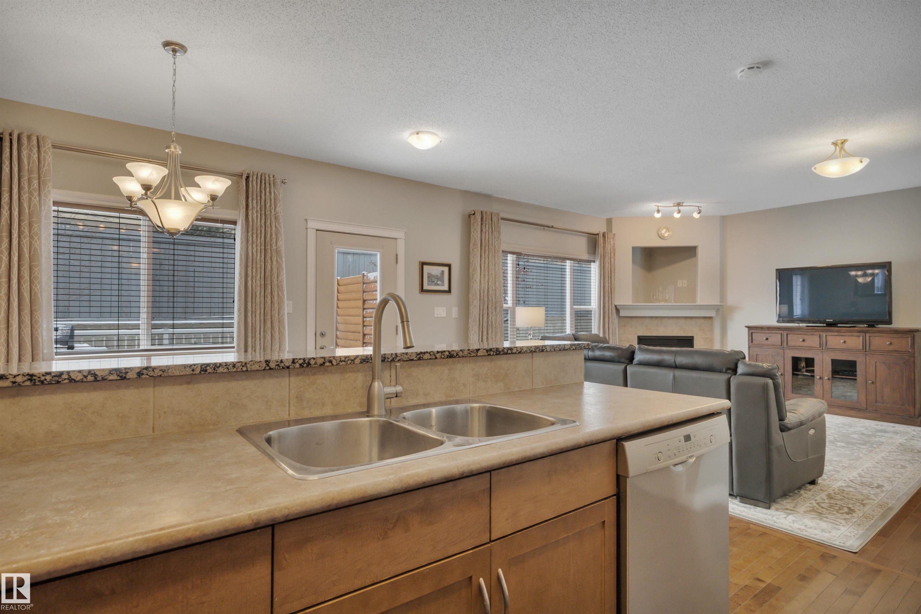 Photo 20 at 123 - 89 Rue Monette, Montalet, Beaumont