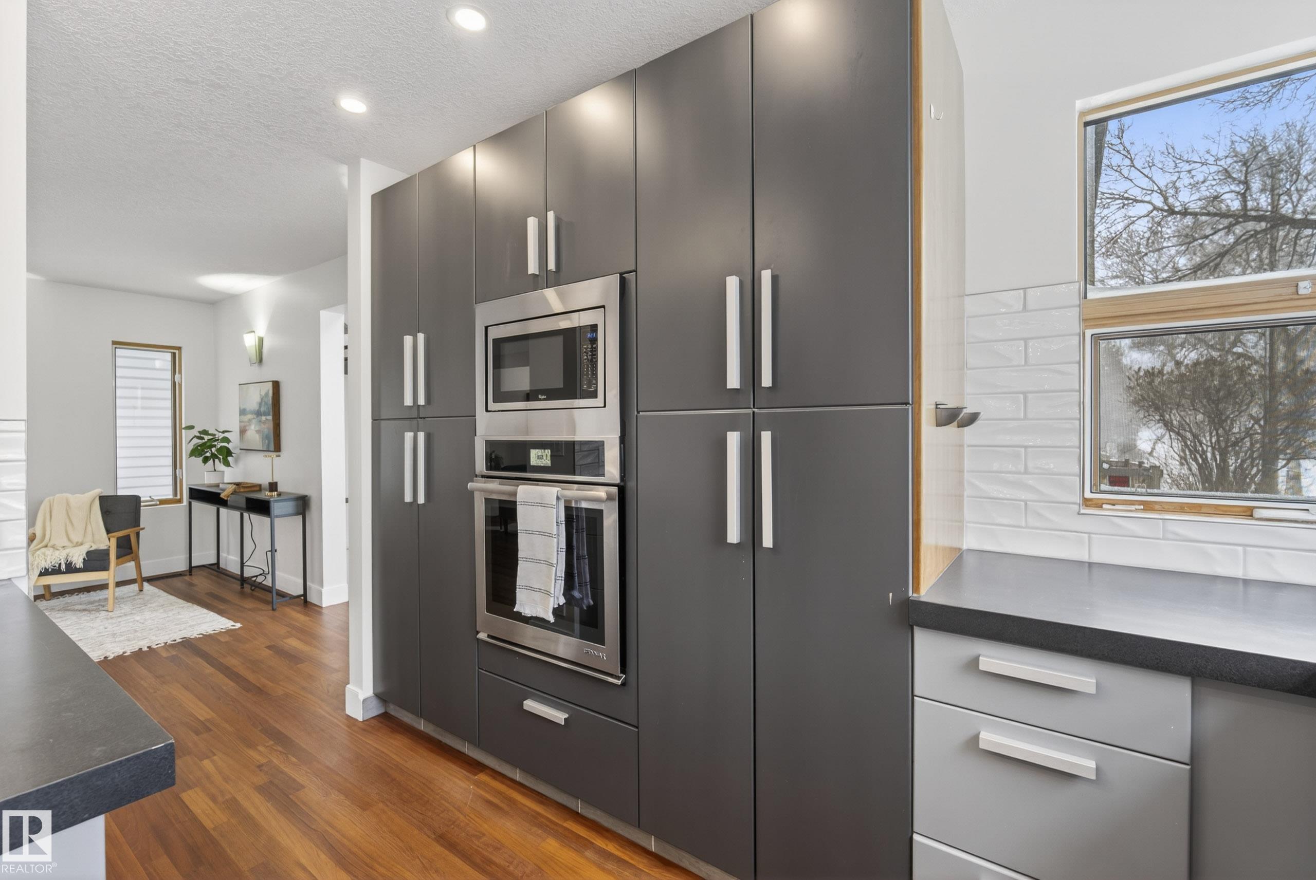 Photo 15 at 8860 93 Street NW, Bonnie Doon, Edmonton