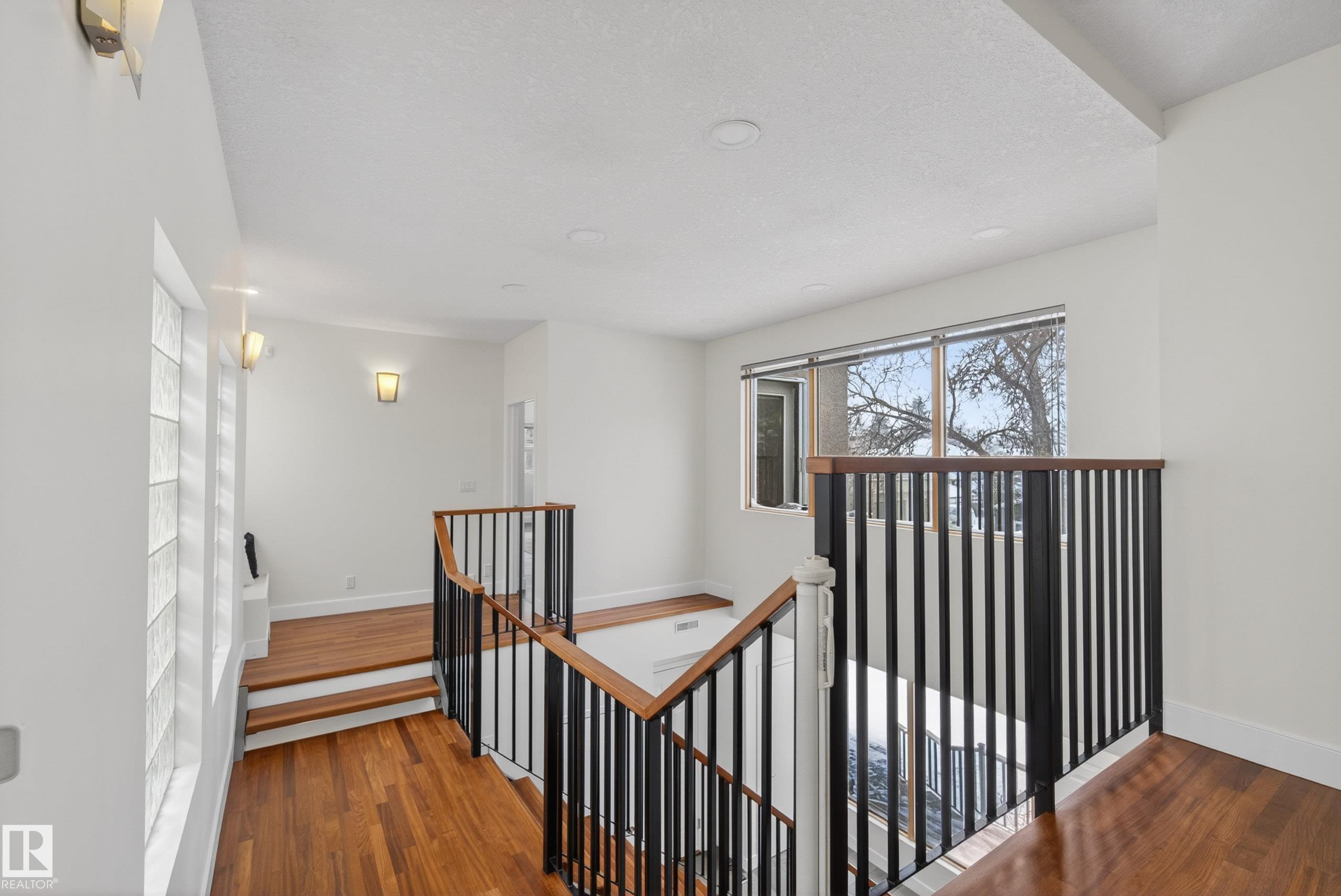 Photo 35 at 8860 93 Street NW, Bonnie Doon, Edmonton