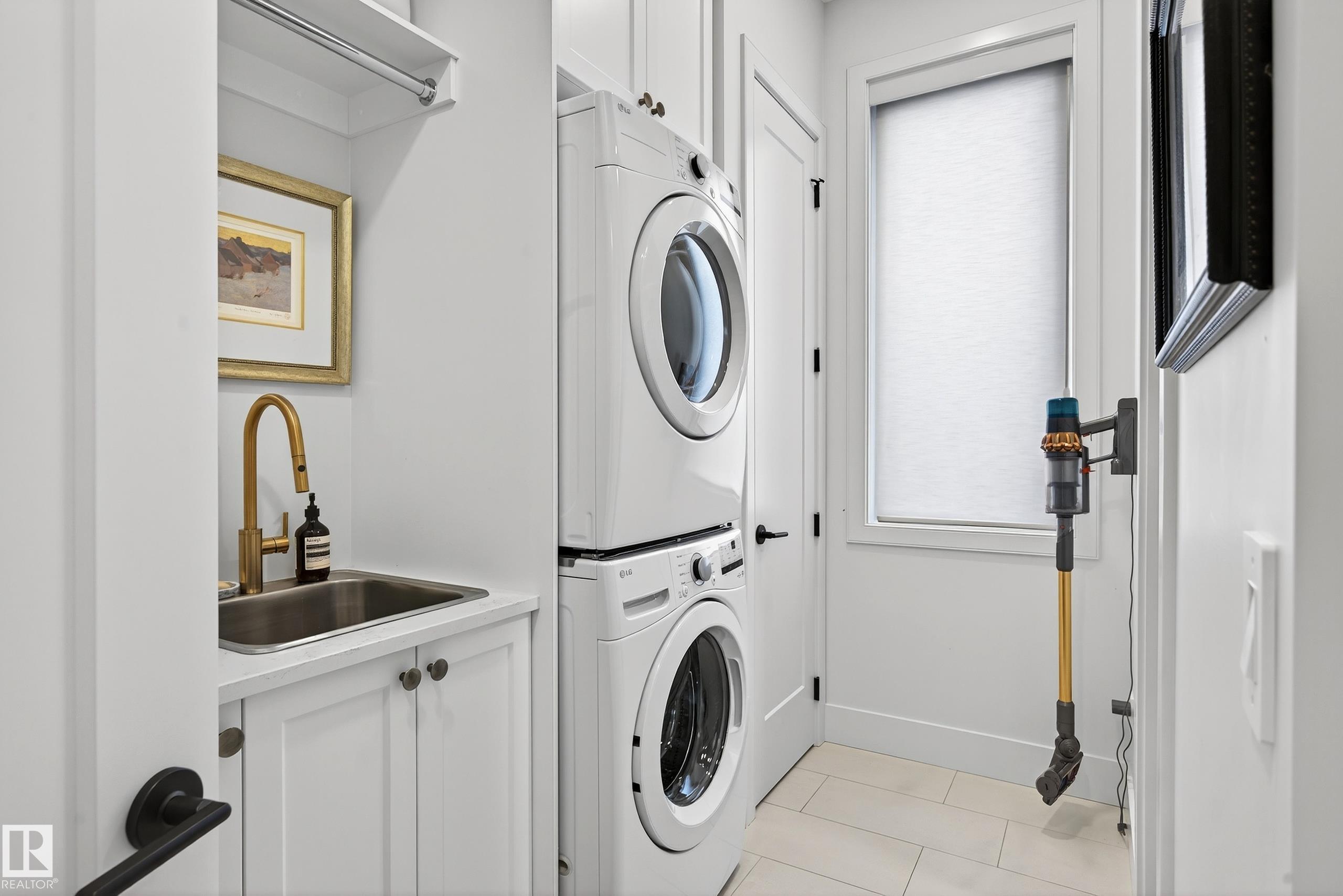 Photo 23 at 14 Jane point(e), Jensen Lakes, St. Albert