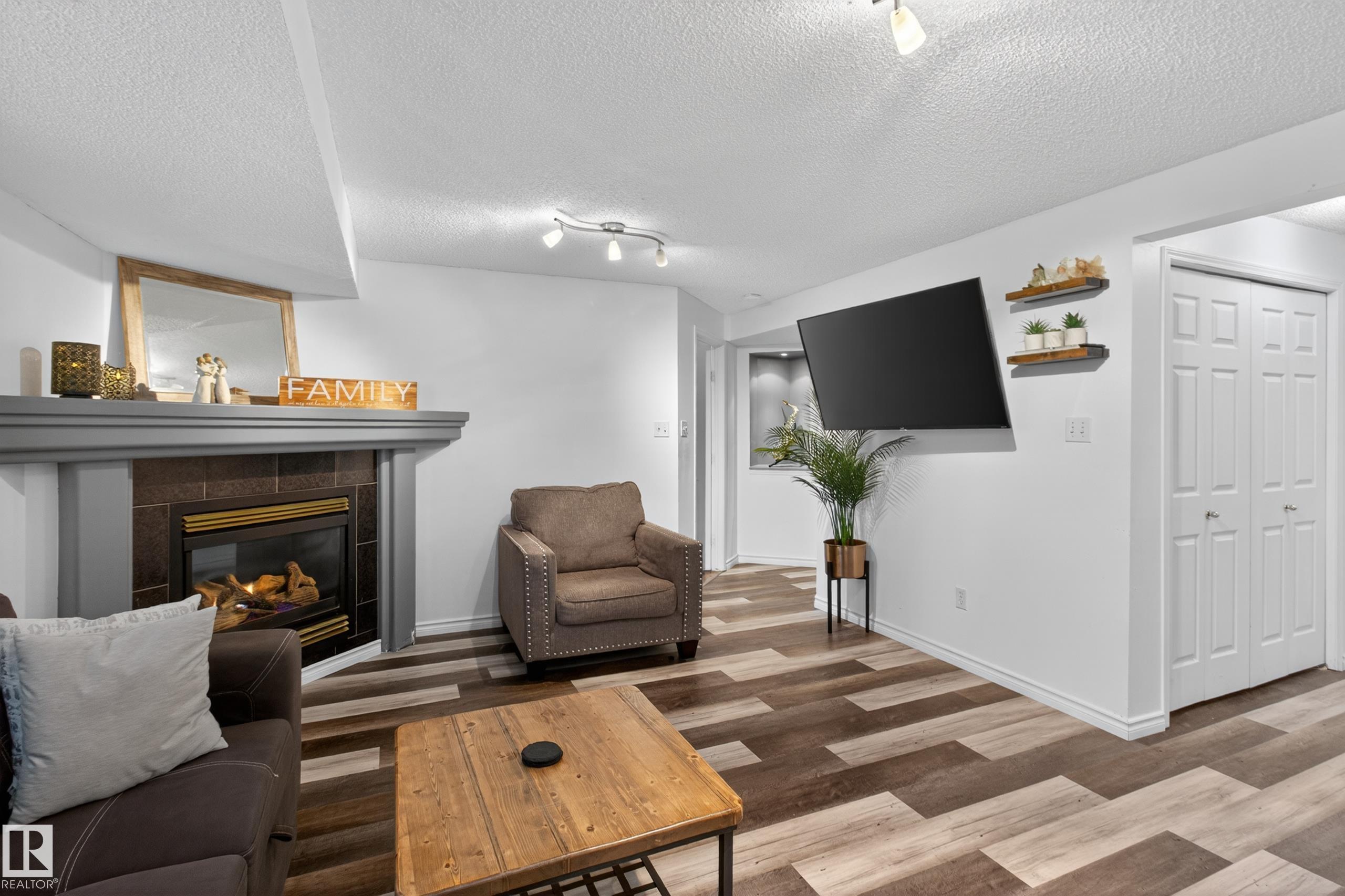 Photo 35 at 9119 166 Avenue NW, Eaux Claires, Edmonton