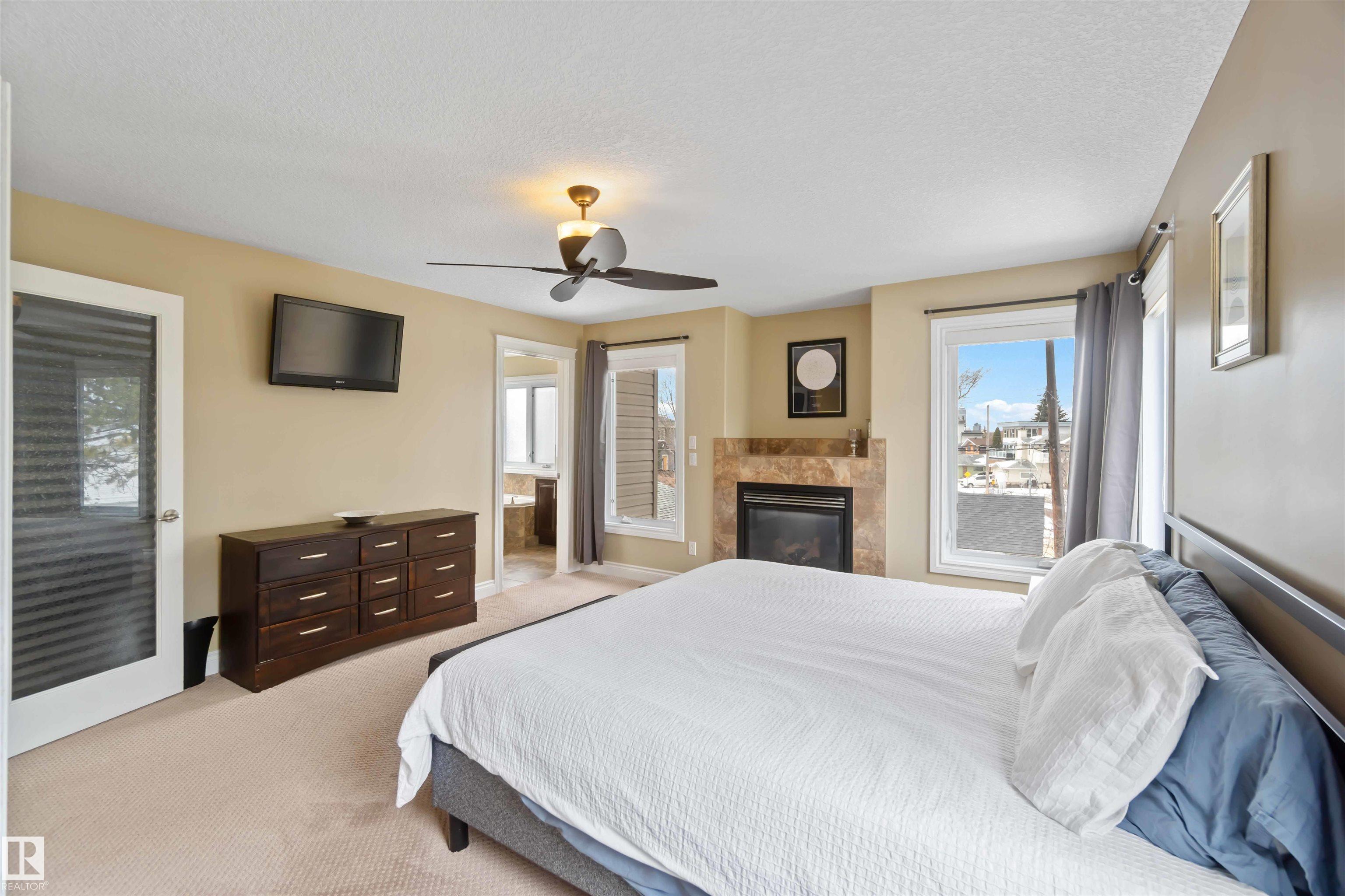 Photo 18 at 10630 82 Street NW, Forest Heights, Edmonton