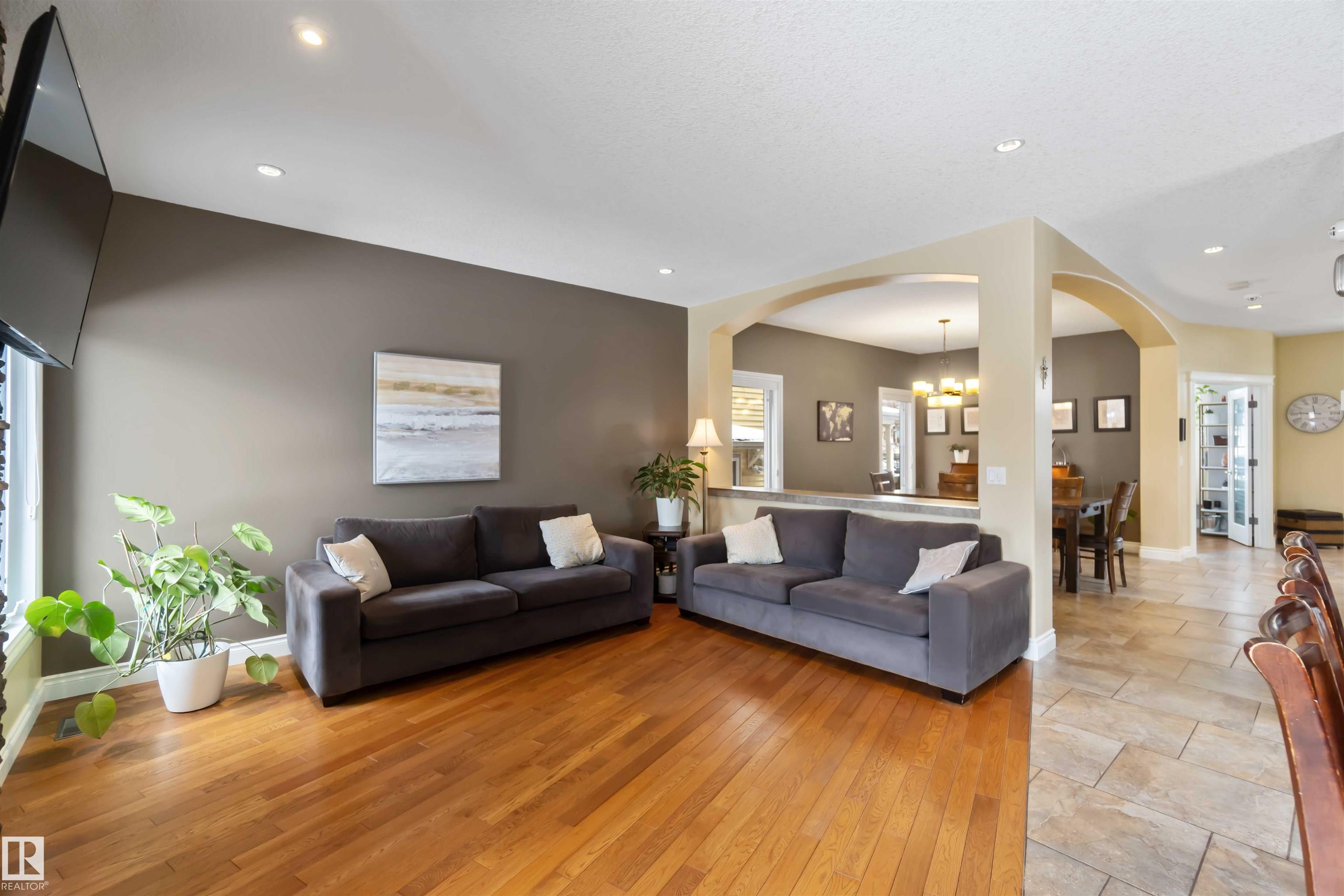 Photo 7 at 10630 82 Street NW, Forest Heights, Edmonton