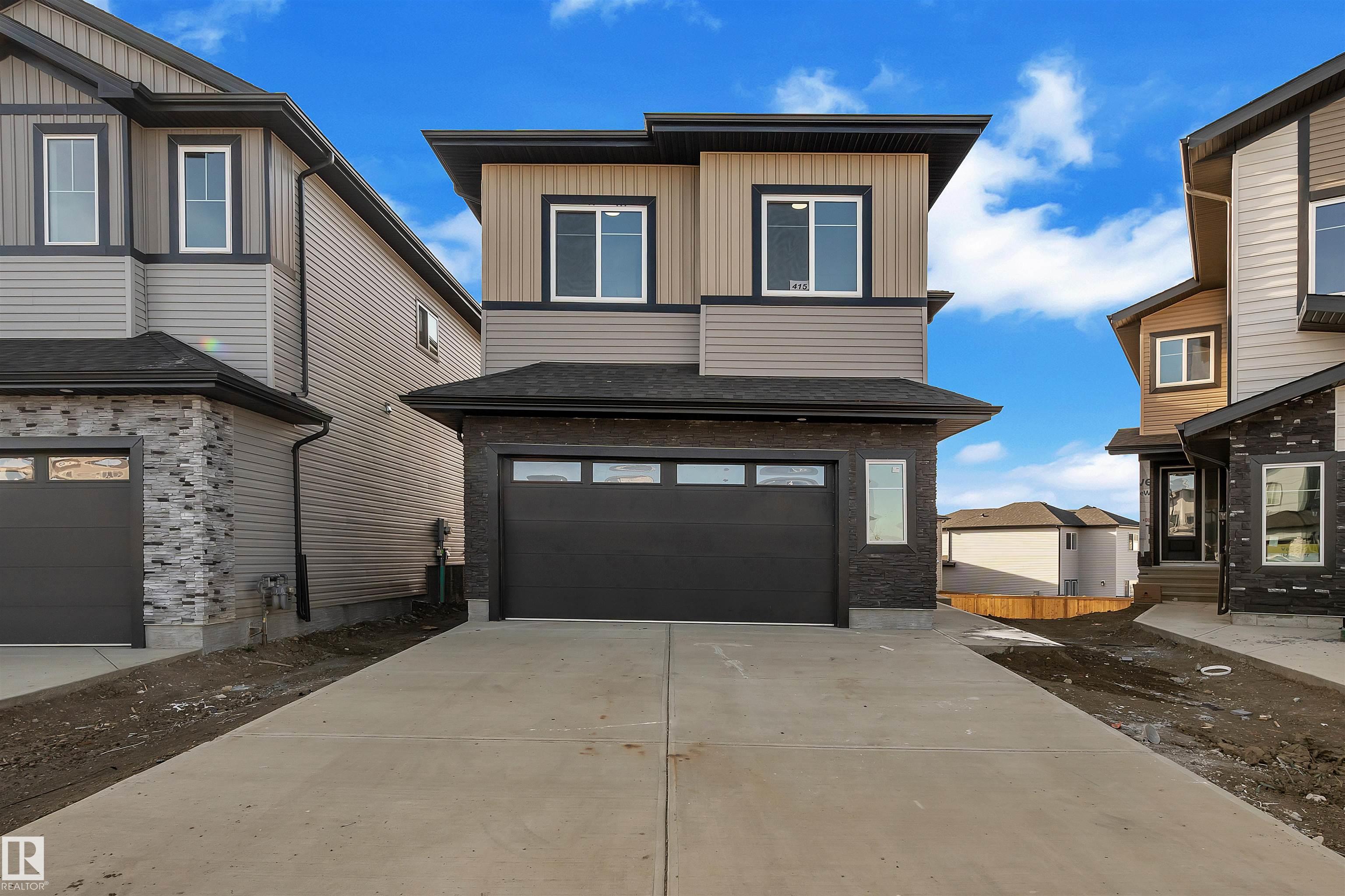 415 Pine point(e), Woodbend, Leduc