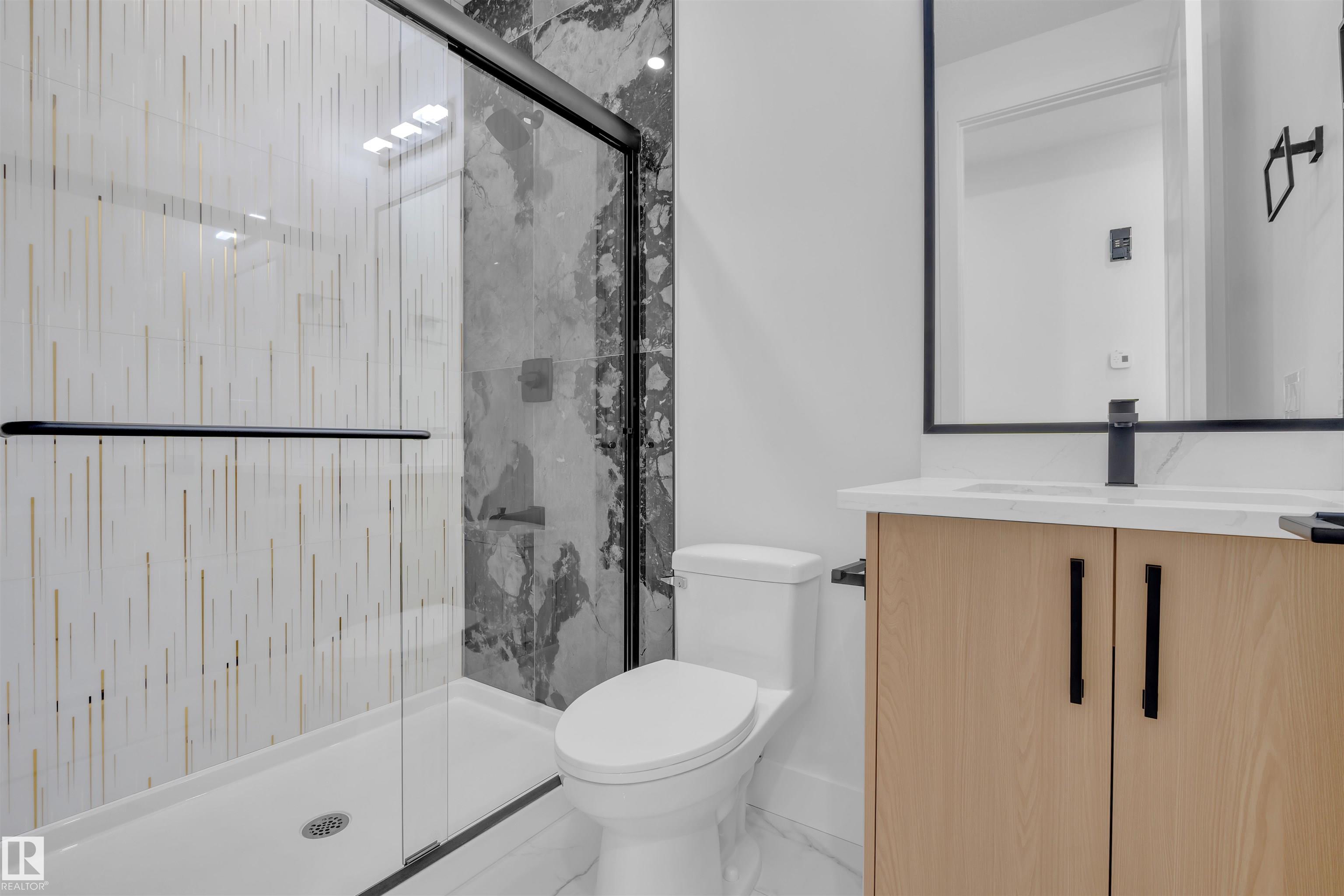 Photo 12 at 415 Pine point(e), Woodbend, Leduc