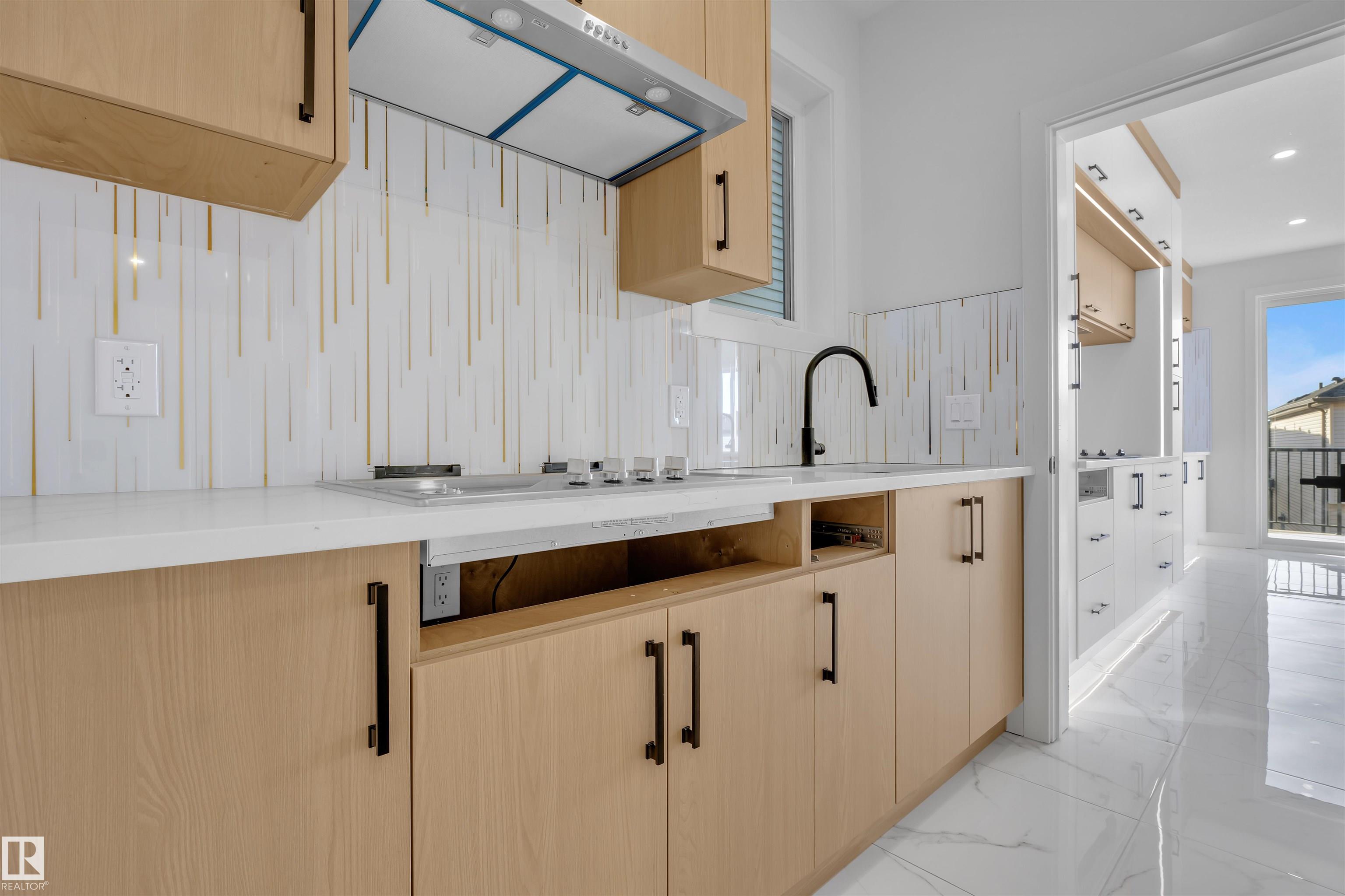 Photo 14 at 415 Pine point(e), Woodbend, Leduc