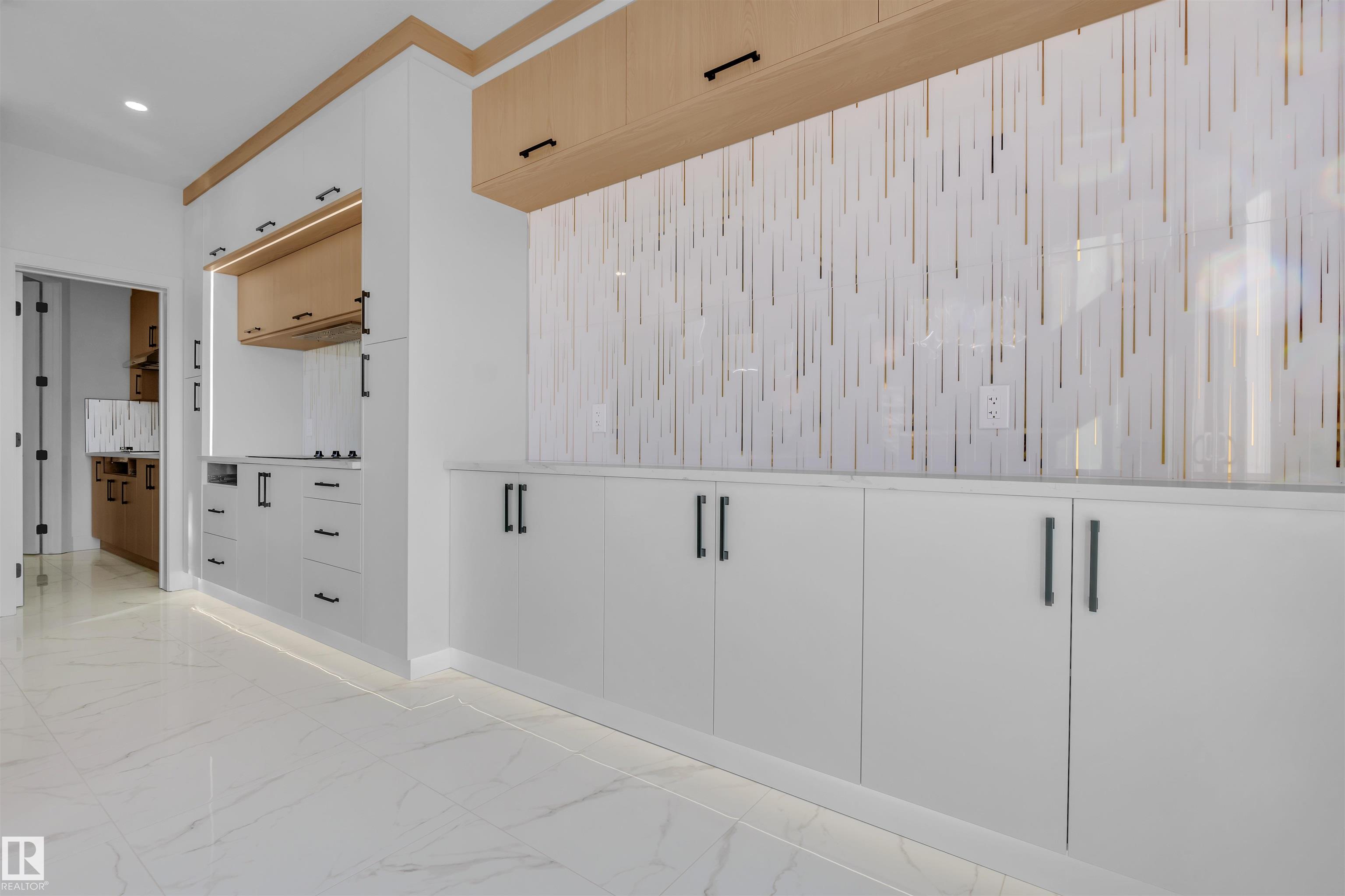 Photo 19 at 415 Pine point(e), Woodbend, Leduc