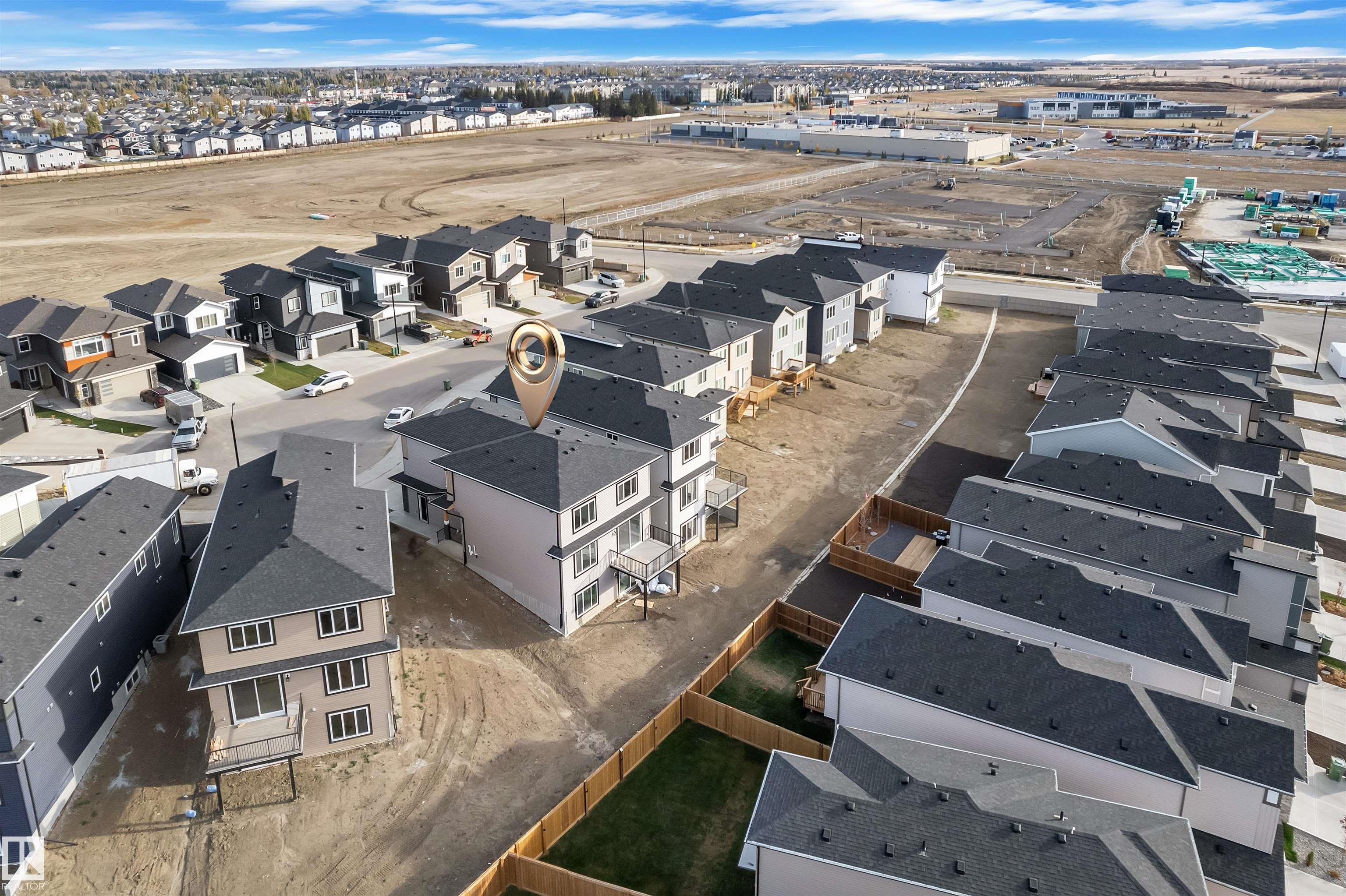 Photo 47 at 415 Pine point(e), Woodbend, Leduc