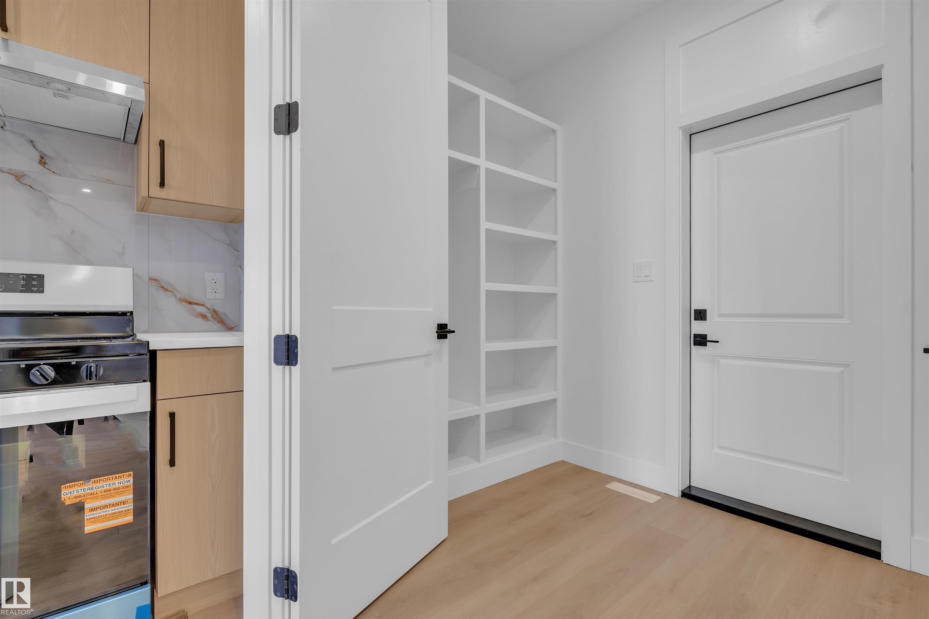 Photo 12 at 417 Pine point(e), Woodbend, Leduc