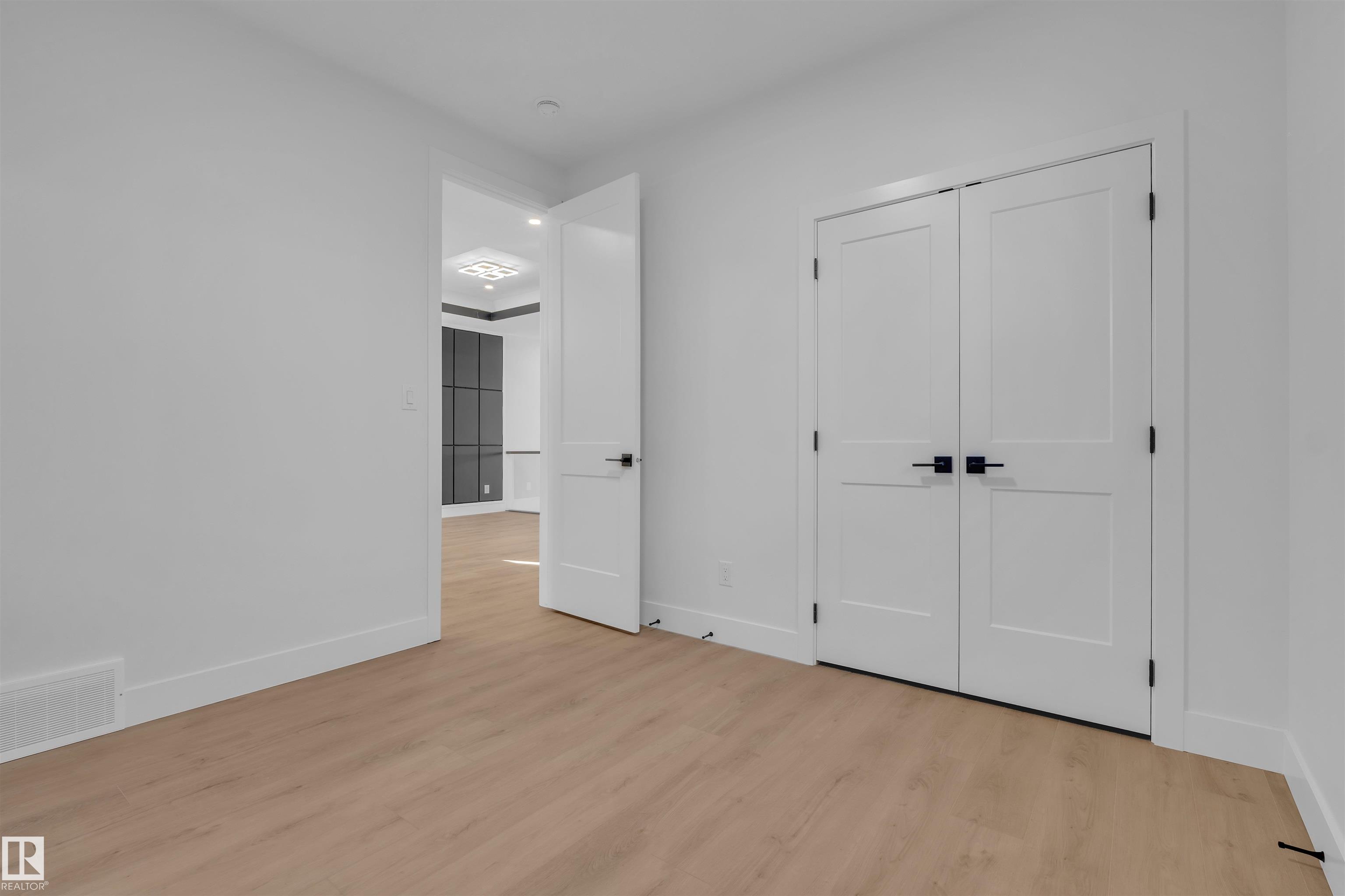 Photo 36 at 417 Pine point(e), Woodbend, Leduc