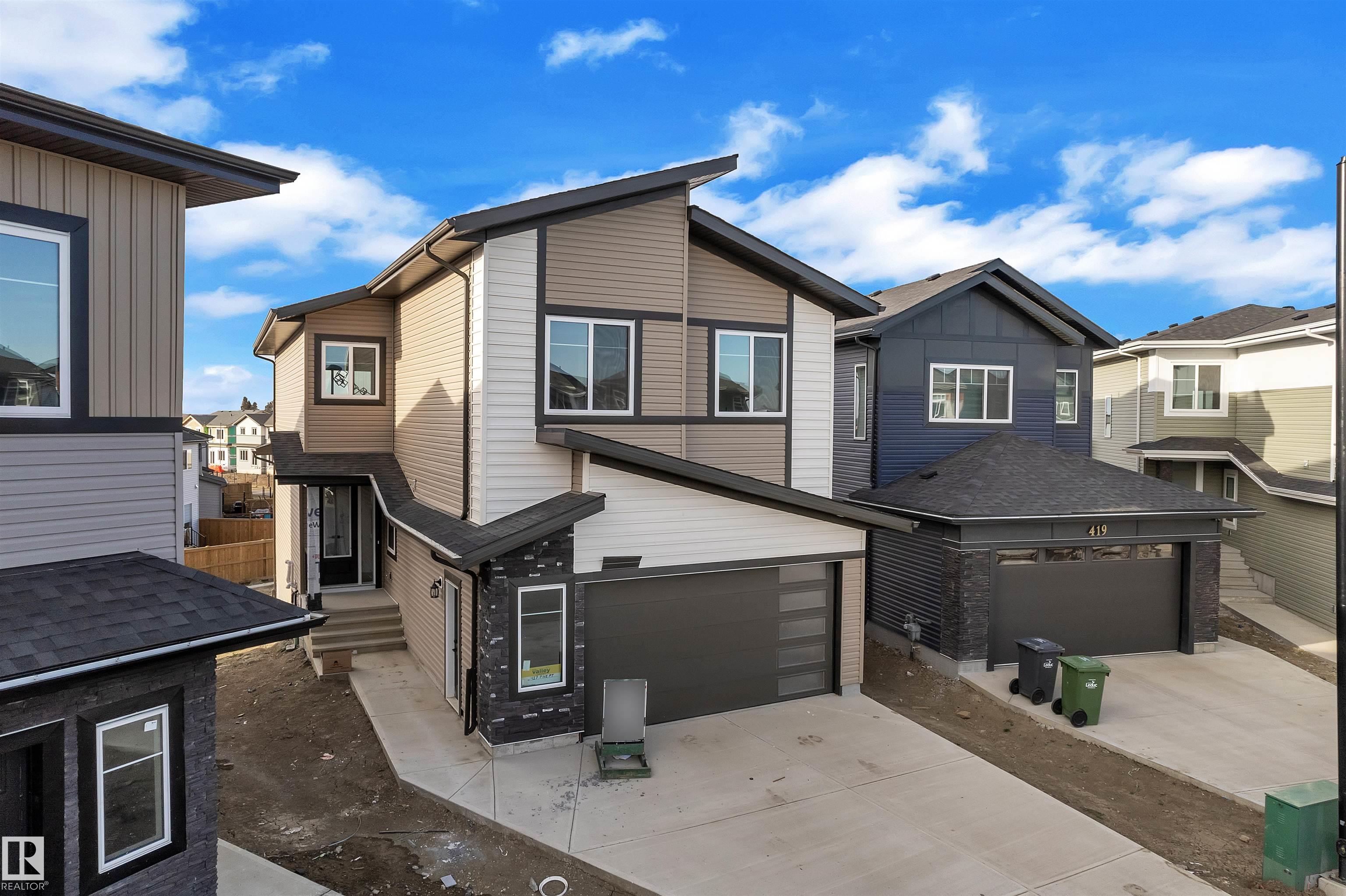 417 Pine point(e), Woodbend, Leduc